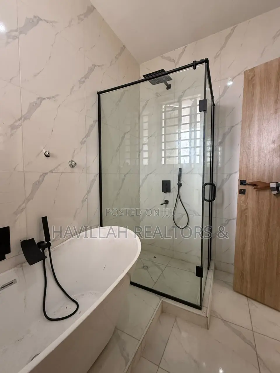 Furnished 4bdrm Duplex in Sangotedo for sale