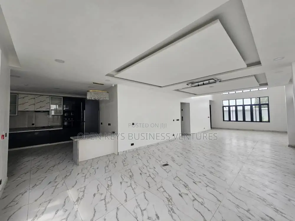 Furnished 5bdrm Duplex in Banana Island for rent