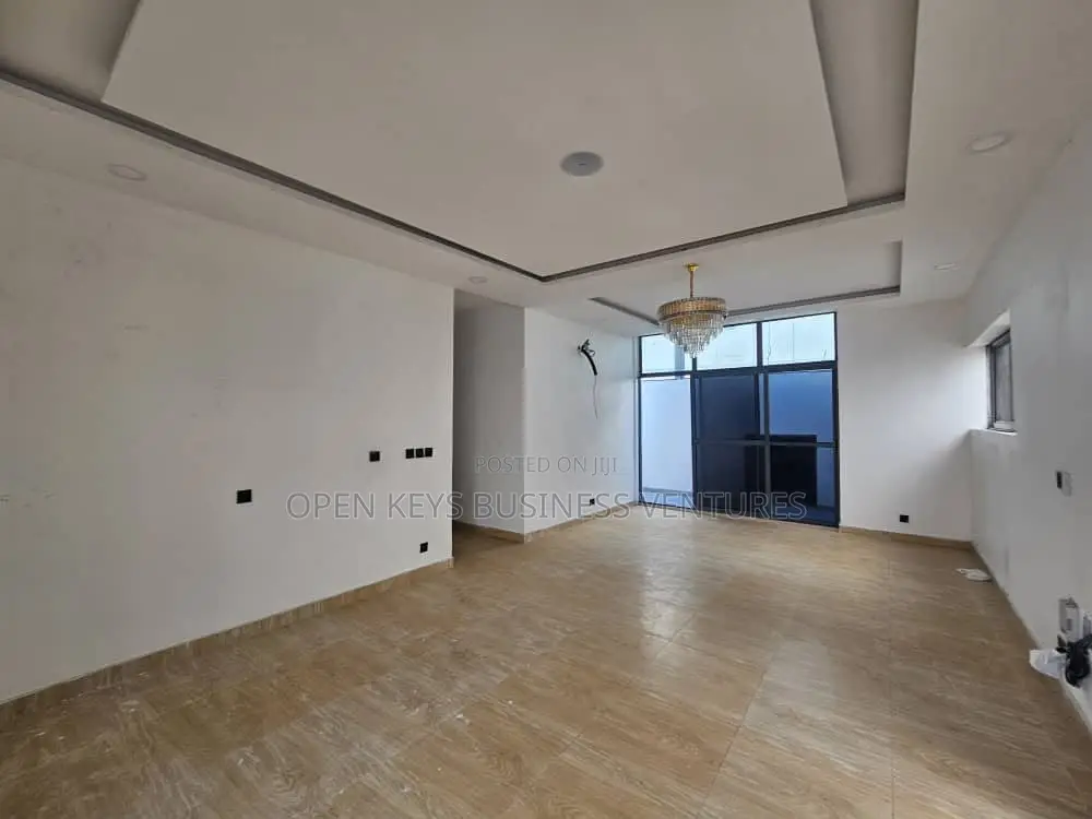 Furnished 5bdrm Duplex in Banana Island for rent