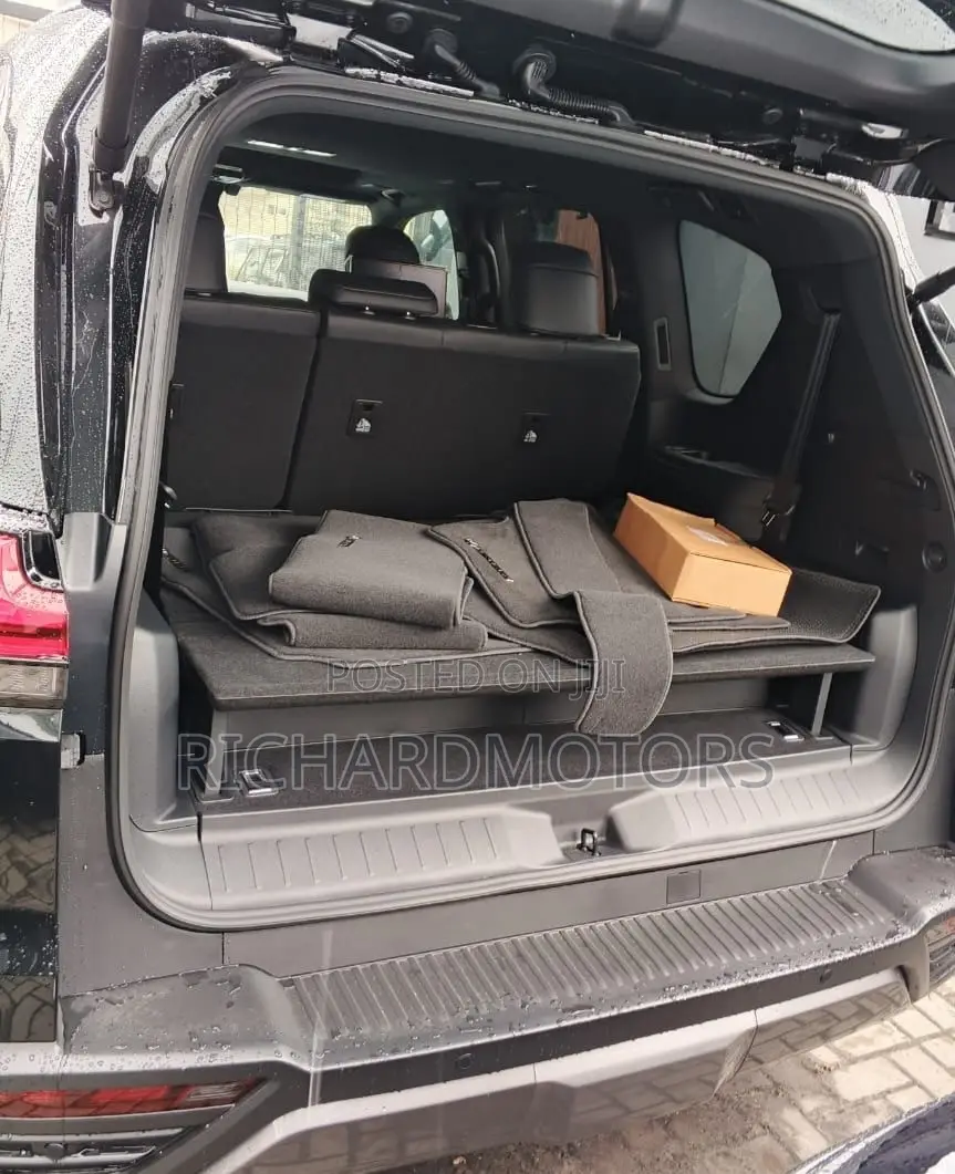 New Lexus LX 700h 2025 Black
