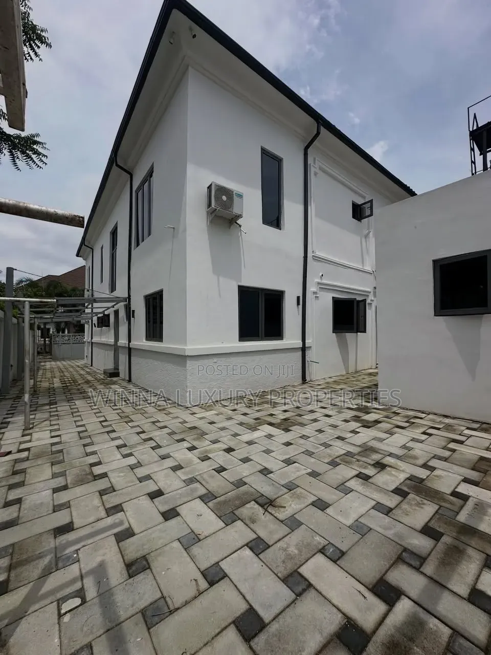 6bdrm Duplex in Kukwaba, Around, Kaura for sale