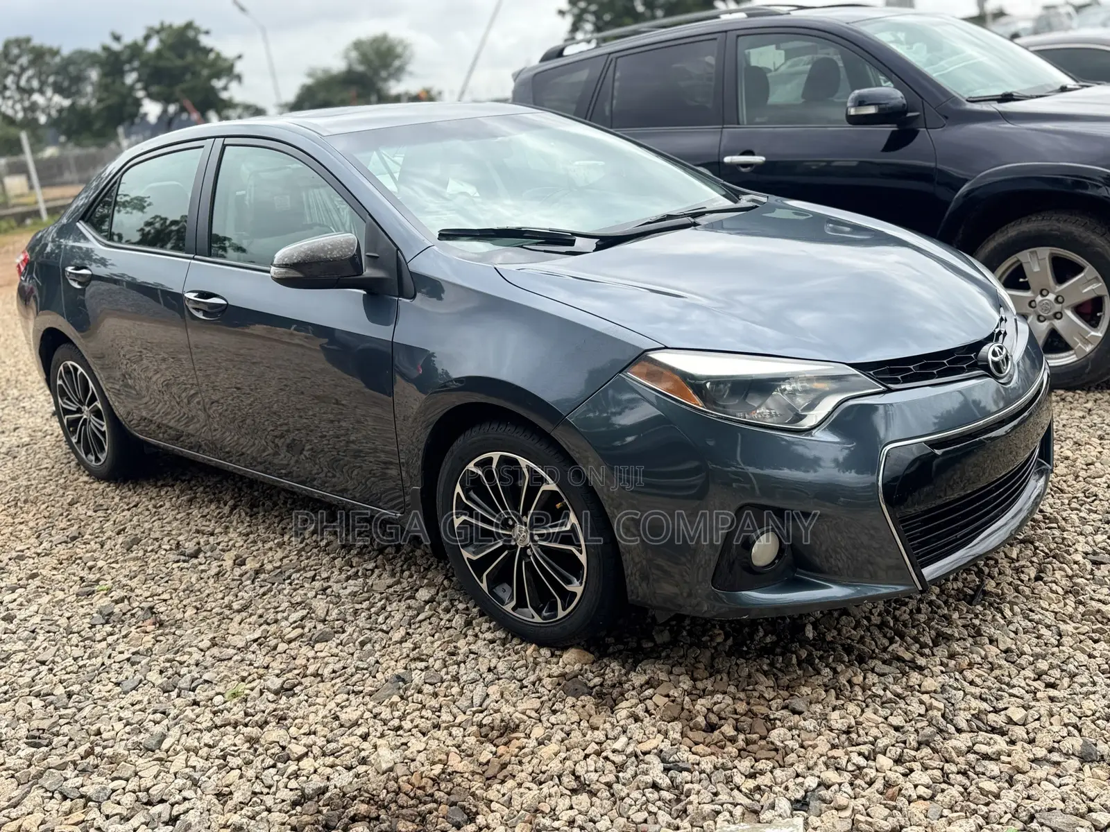 Toyota Corolla S Premium 4dr Sedan (1.8L 4cyl CVT) 2015 Gray