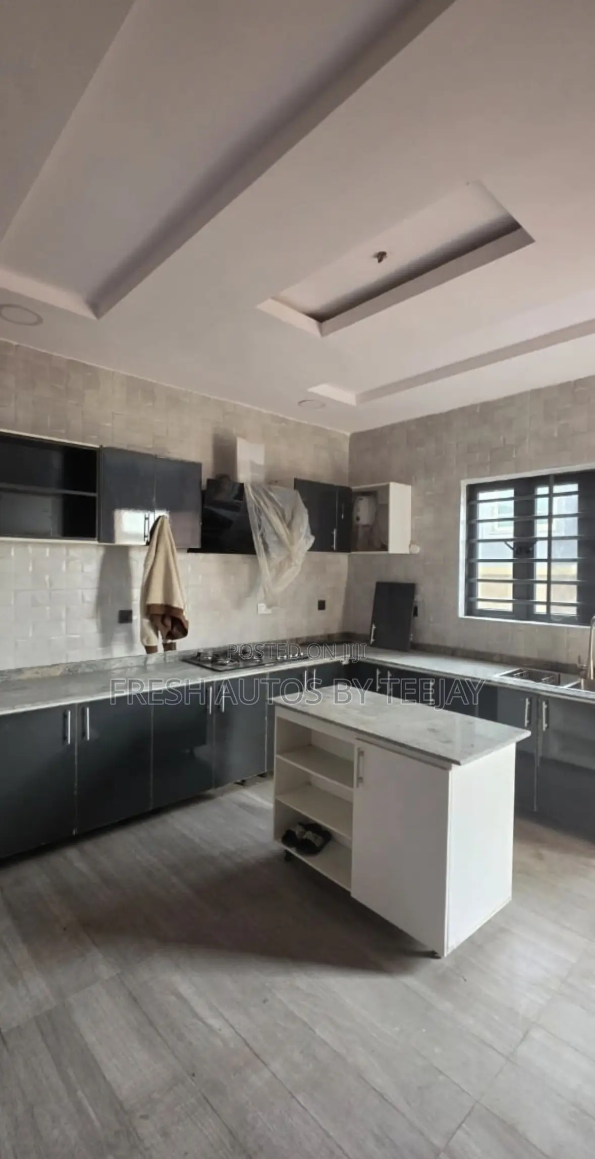 5bdrm Duplex in Omole Phase2 Estate for rent