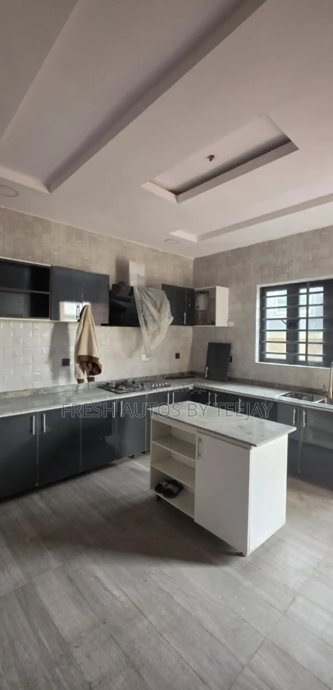 5bdrm Duplex in Omole Phase2 Estate for rent