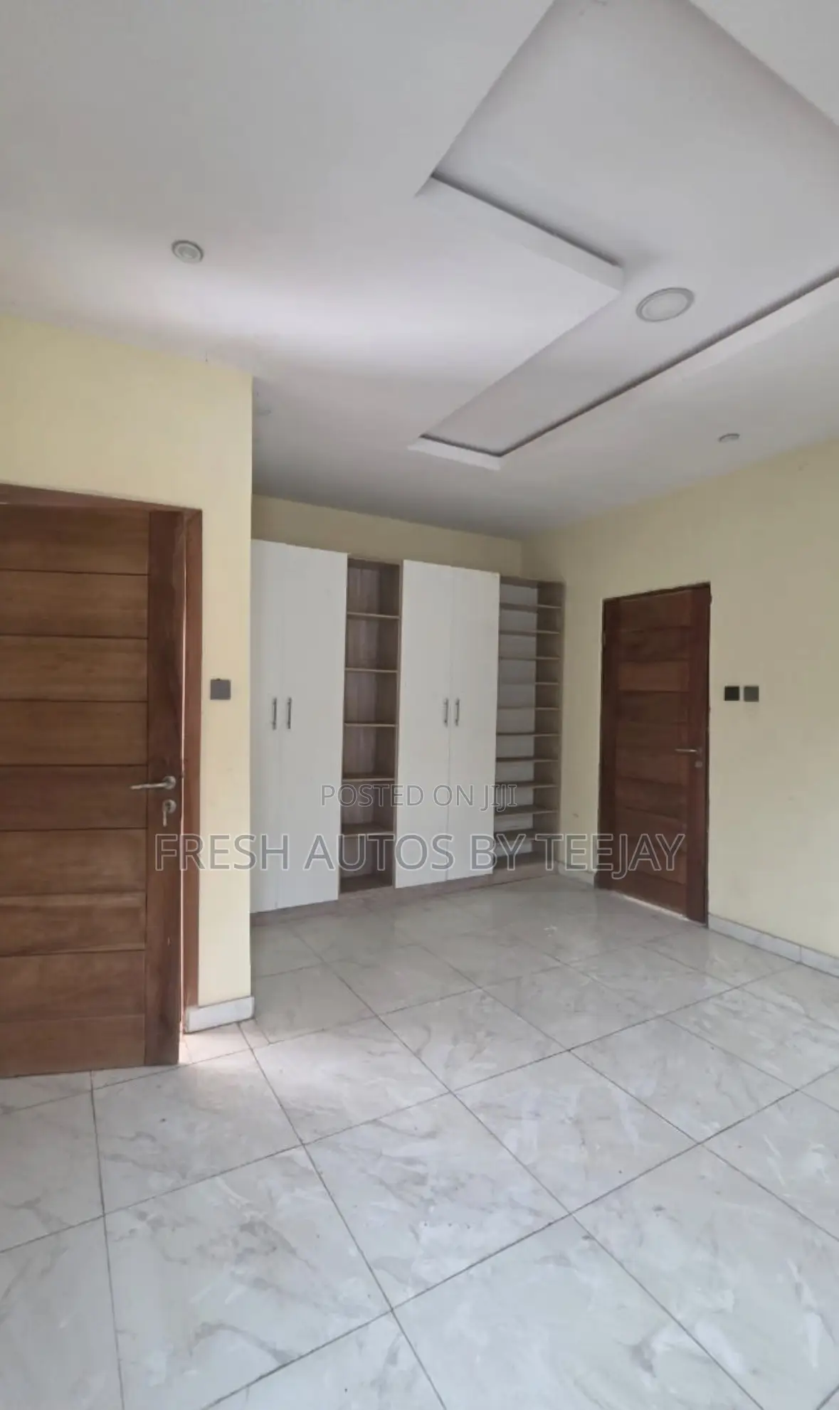 5bdrm Duplex in Omole Phase2 Estate for rent