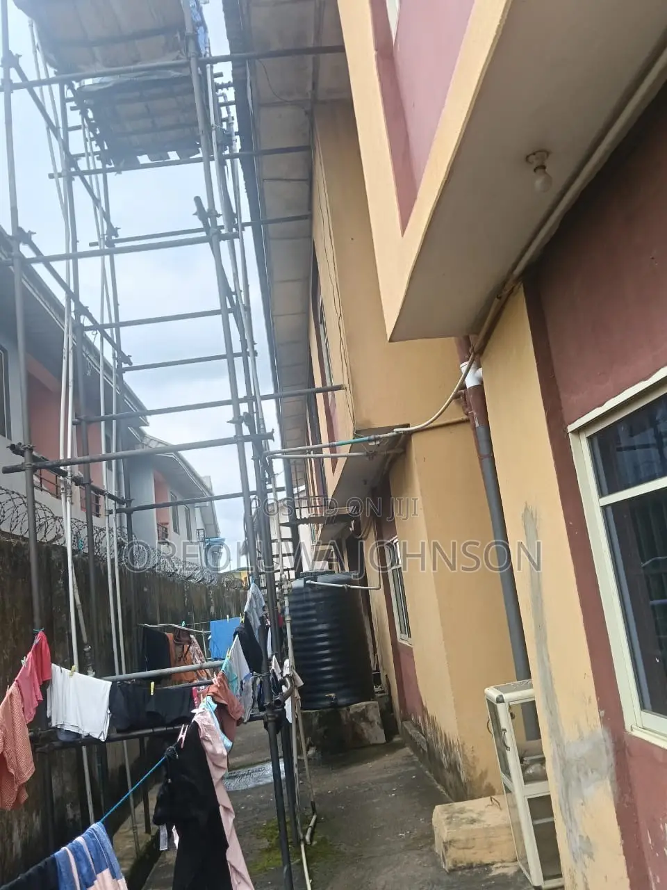 3bdrm Block of Flats in Iseri Olofin for sale