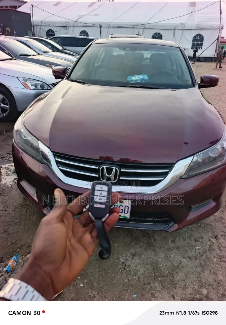 Honda Accord EX-L 4dr Sedan w/Navigation (2.4L 4cyl CVT) 2014 Purple