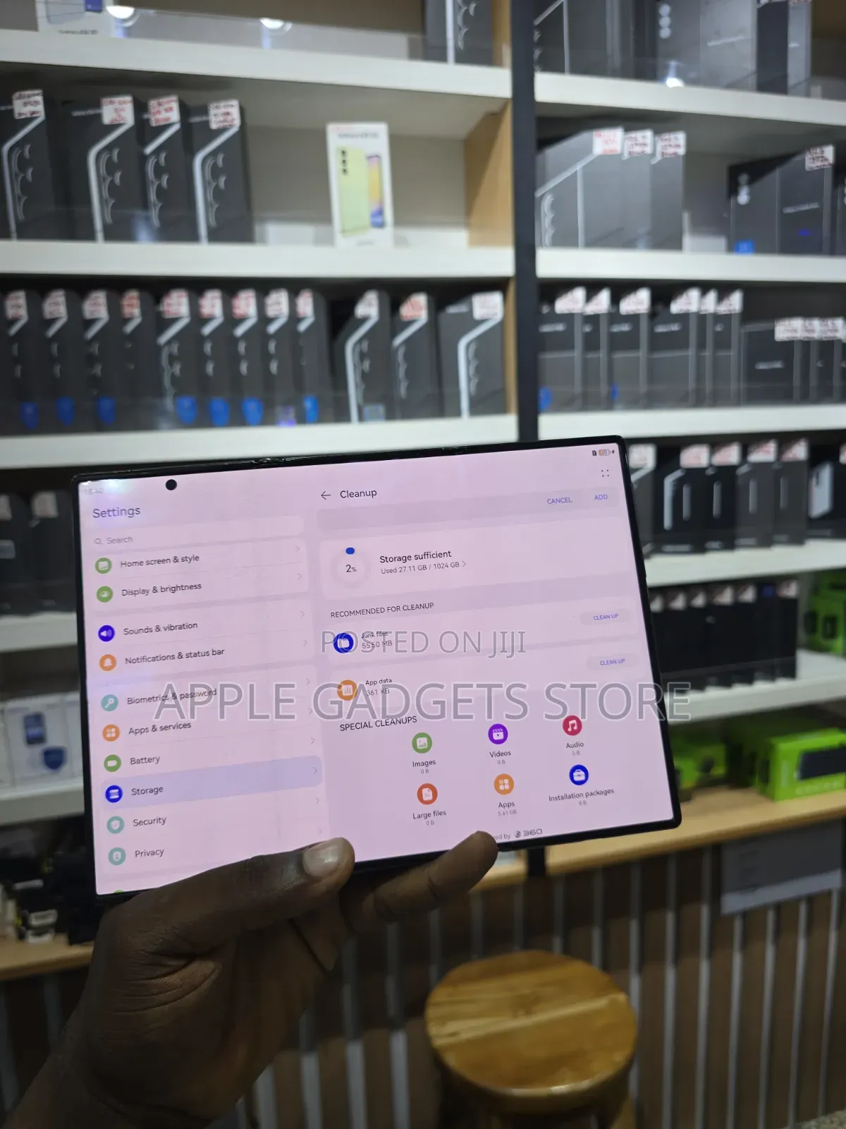 Huawei Mate XT Ultimate Design 1 TB Red