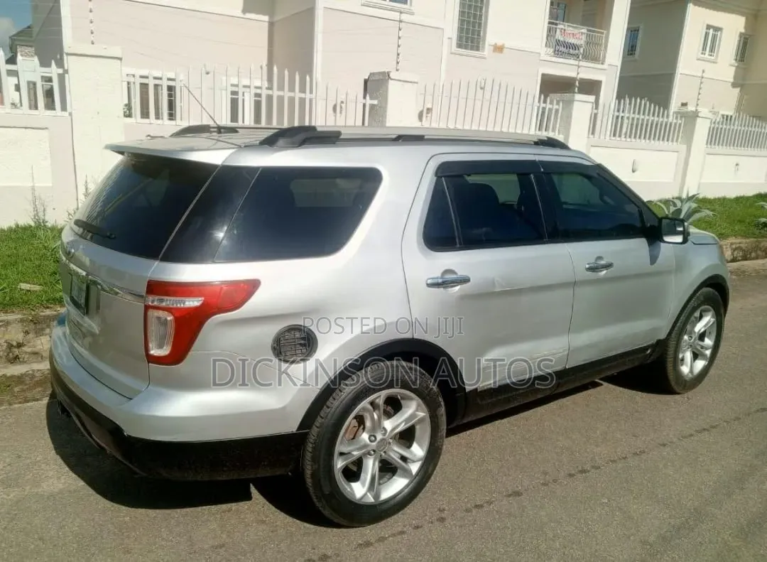 Ford Explorer 2012 White