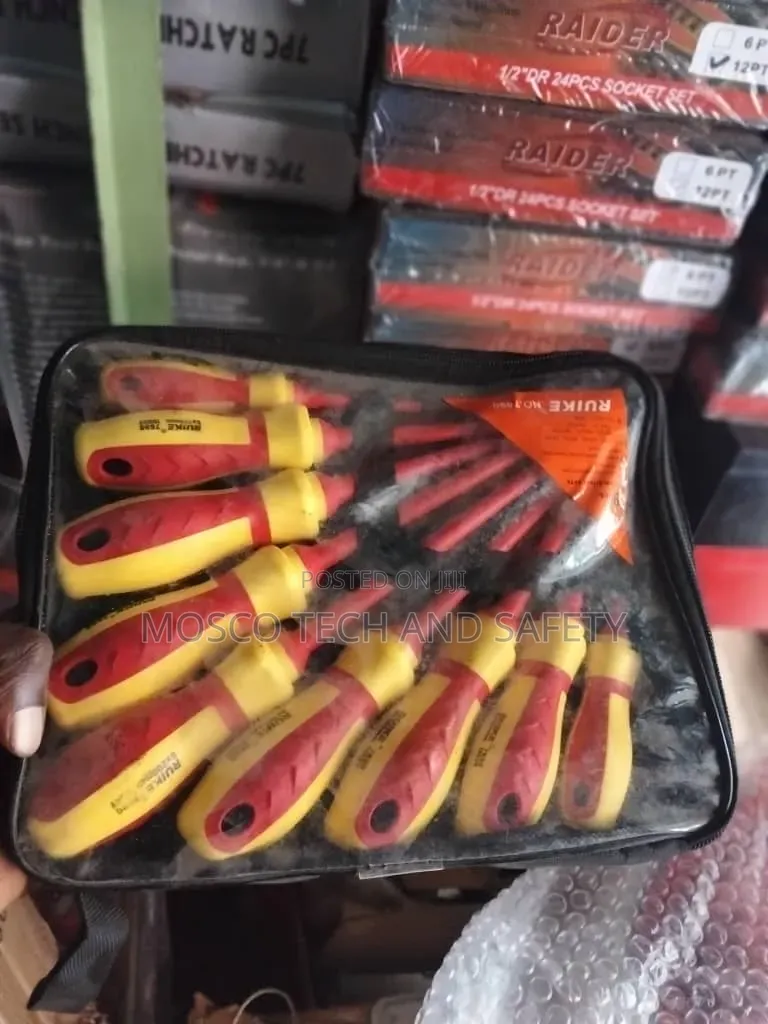 Ruike Insulated Screwdriver Set (7pcs)