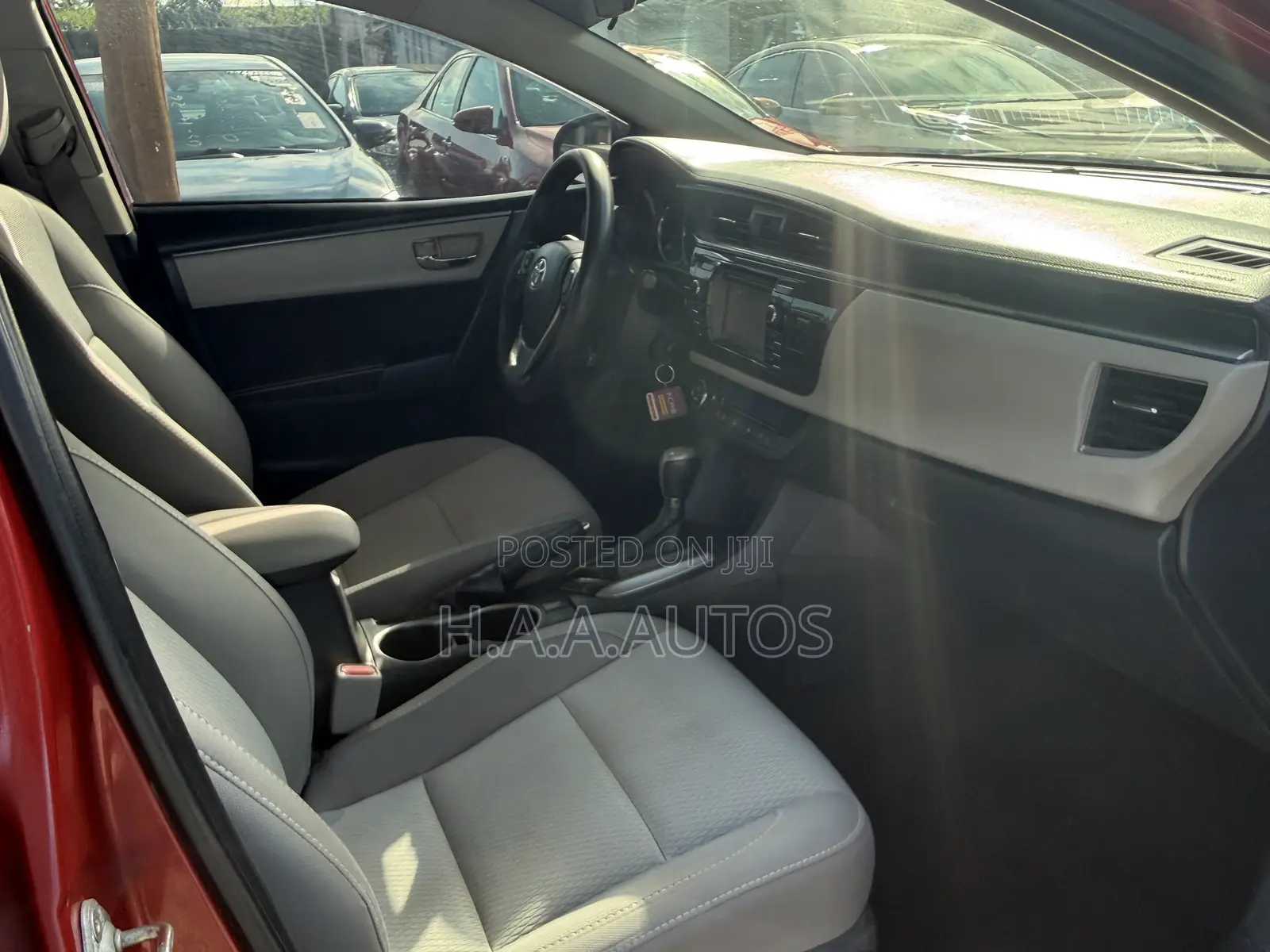 Toyota Corolla LE 4dr Sedan (1.8L 4cyl CVT) 2016 Red