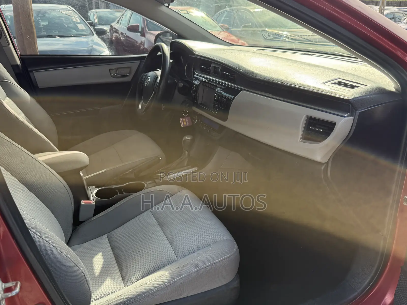 Toyota Corolla LE 4dr Sedan (1.8L 4cyl CVT) 2016 Red