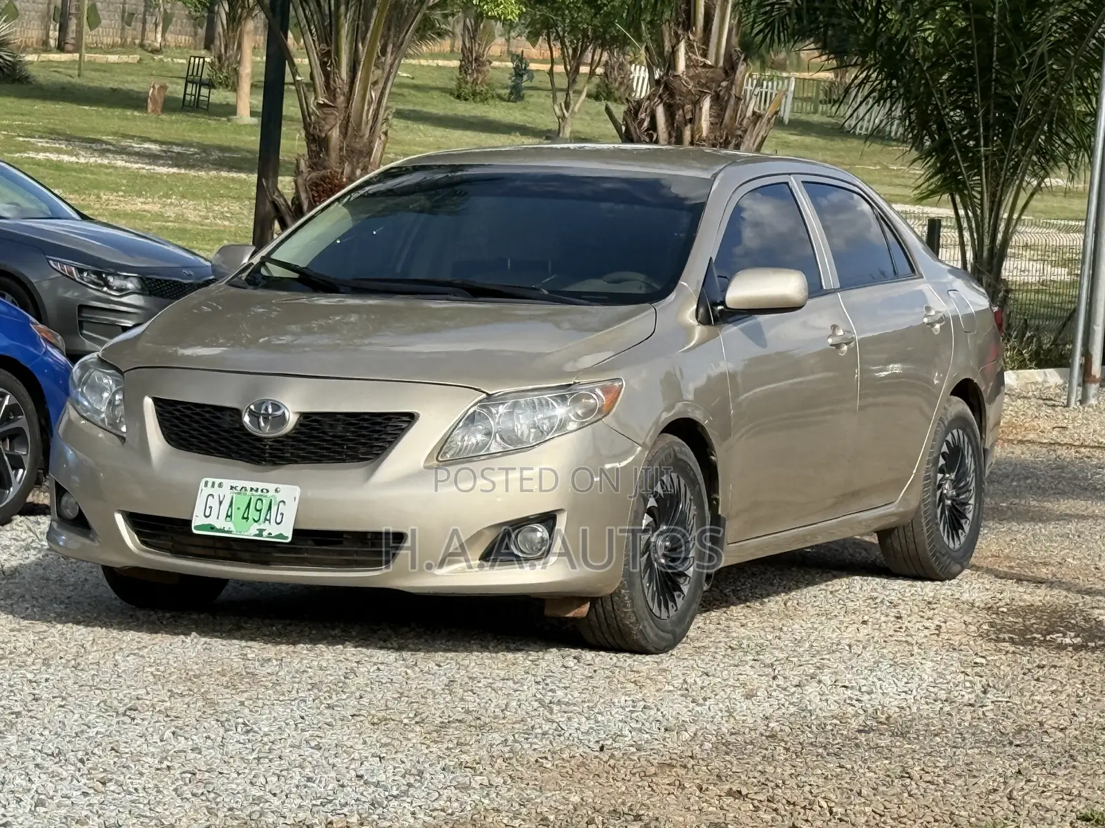 Toyota Corolla 2010 Gold