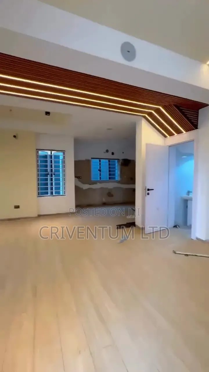 4bdrm Duplex in Utako for sale