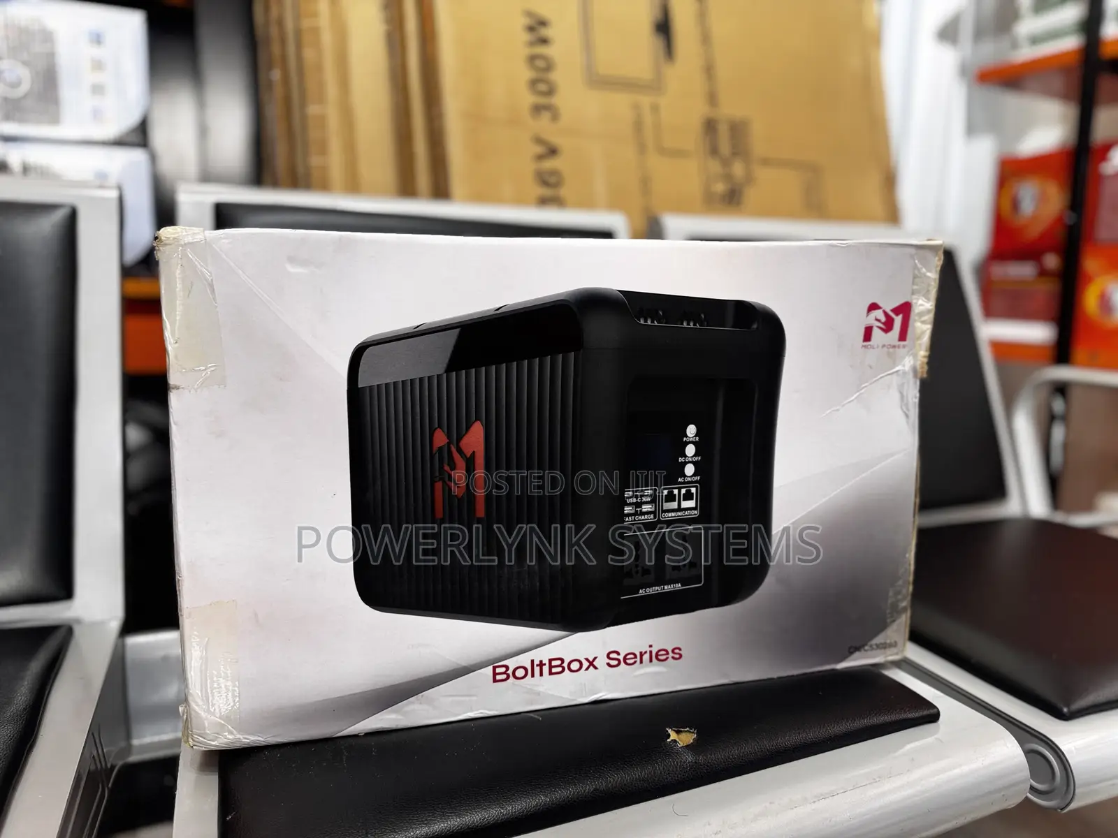 Moli Power BoltBox 2.7kWh / 2000W Solar Generator