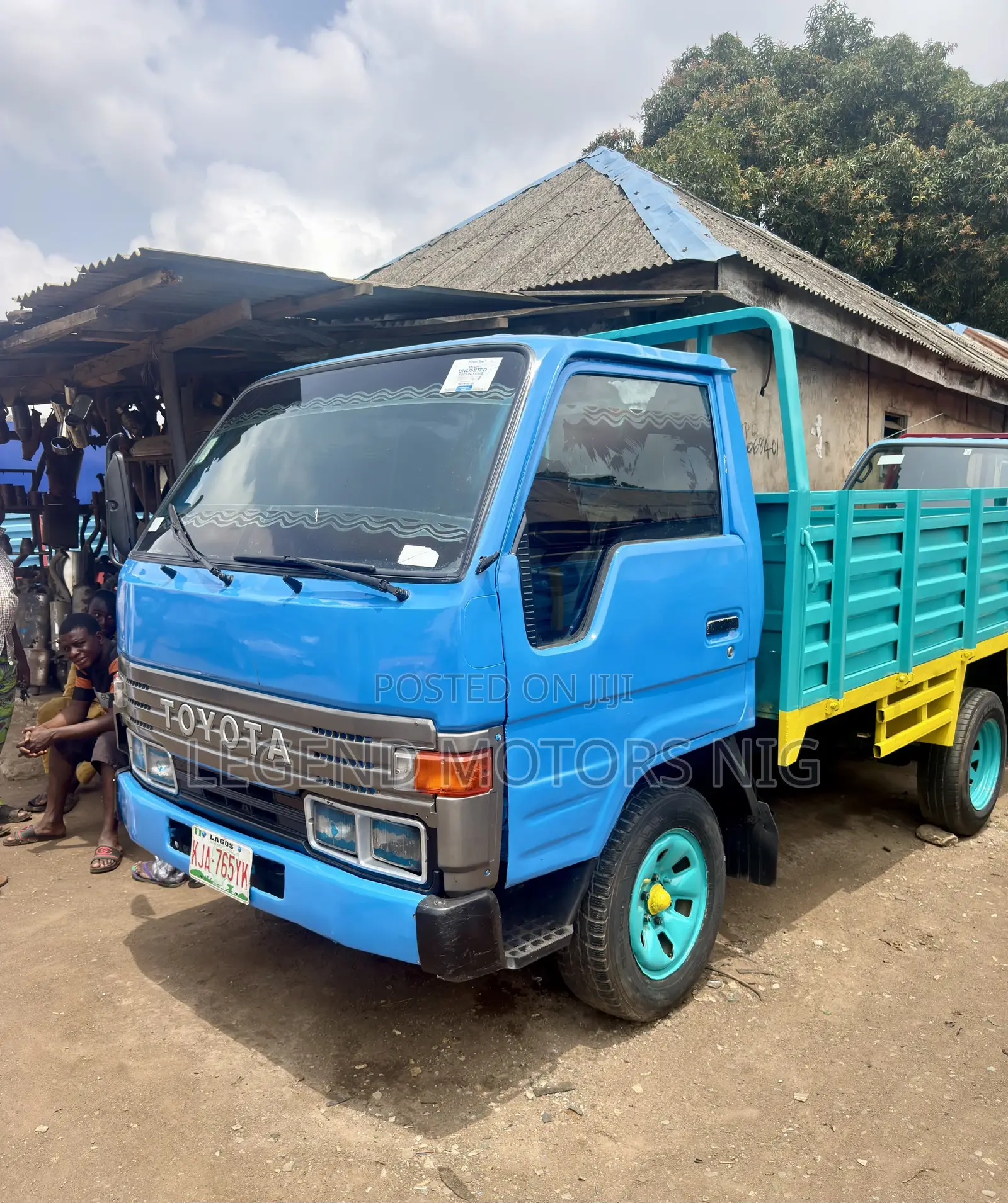 Toyota Dyna 150 Old Model Petrol Engine 2.4 Liter