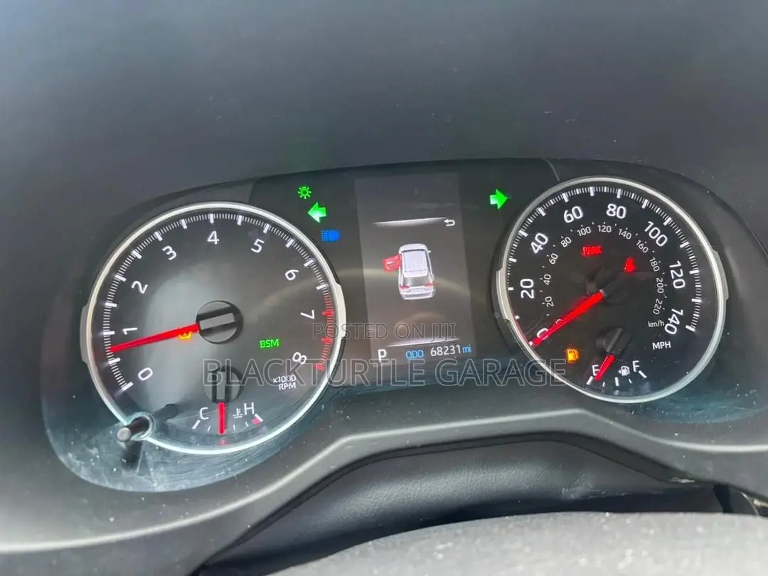 Toyota RAV4 2022 Gray