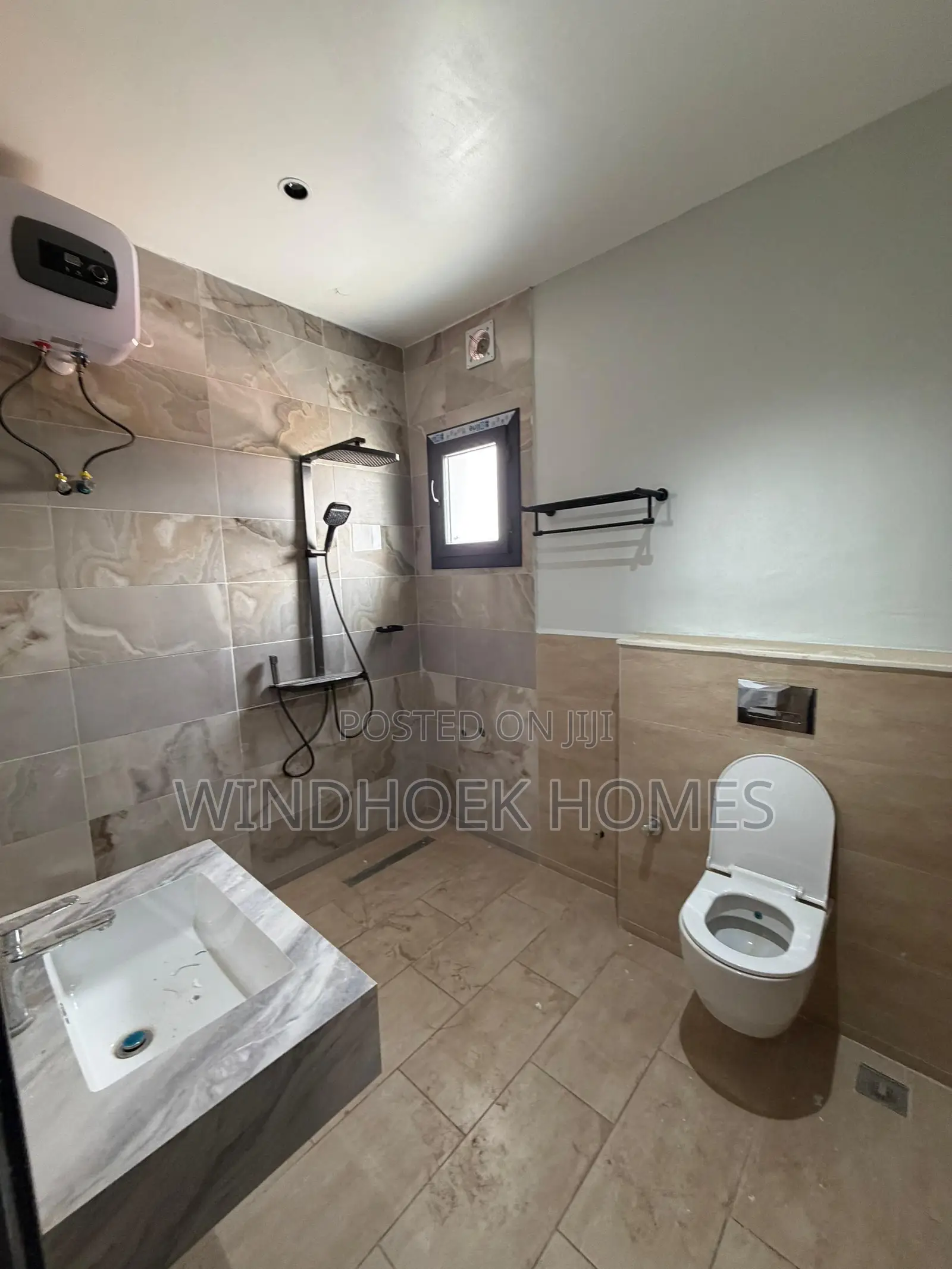3bdrm Block of Flats in Gwarinpa for rent