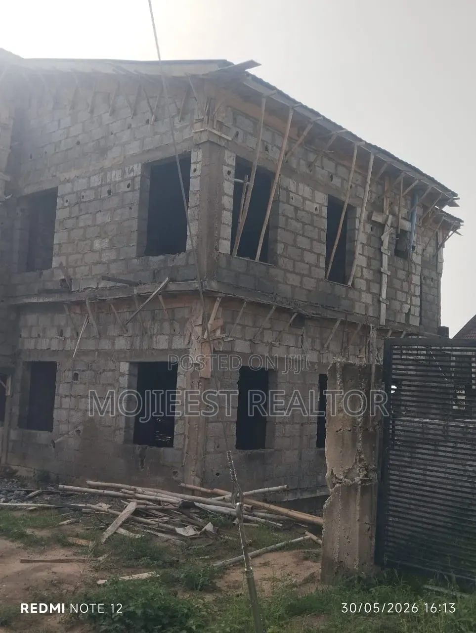 4bdrm Duplex in Nut Estate, Lugbe District for sale