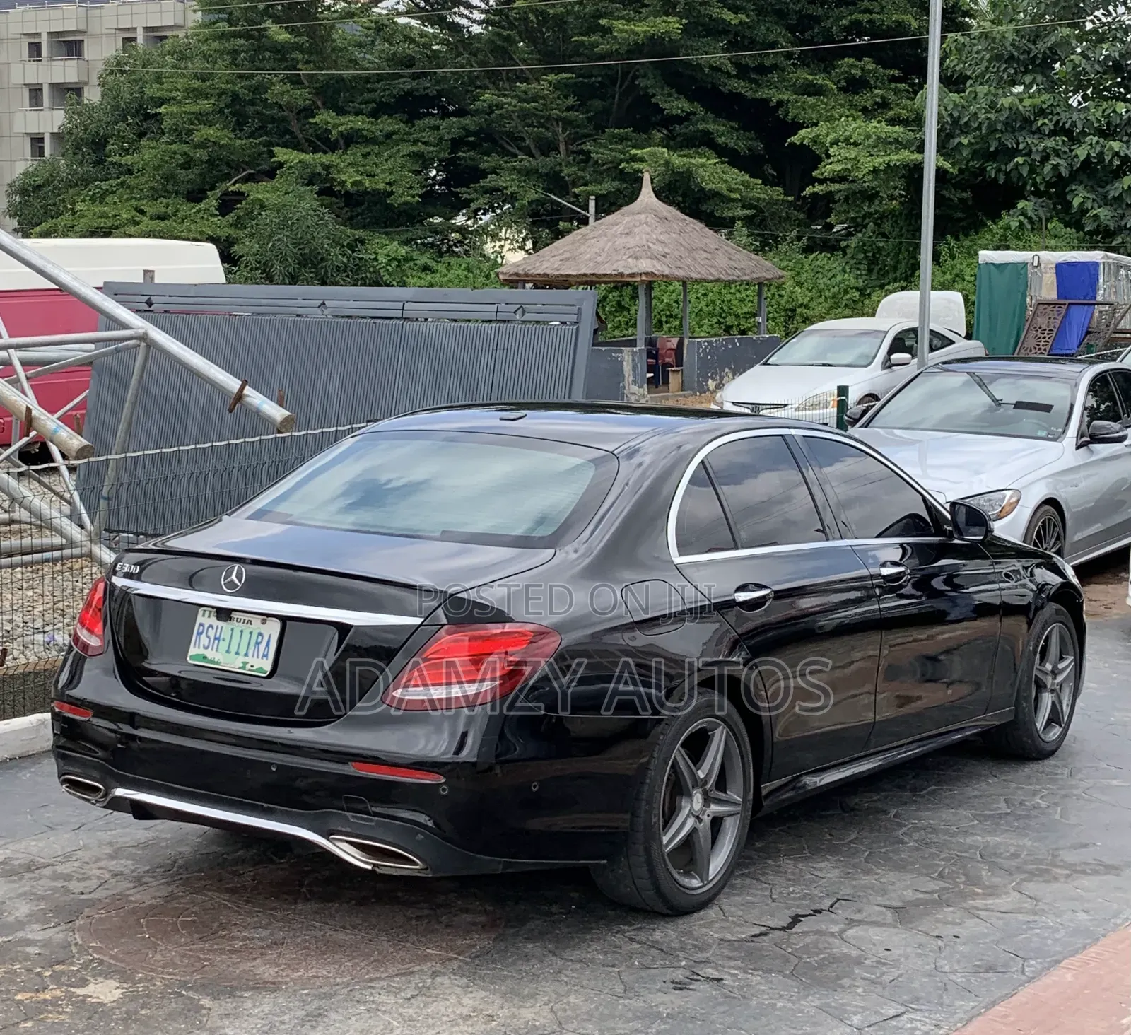 Mercedes-Benz E300 2016 Black