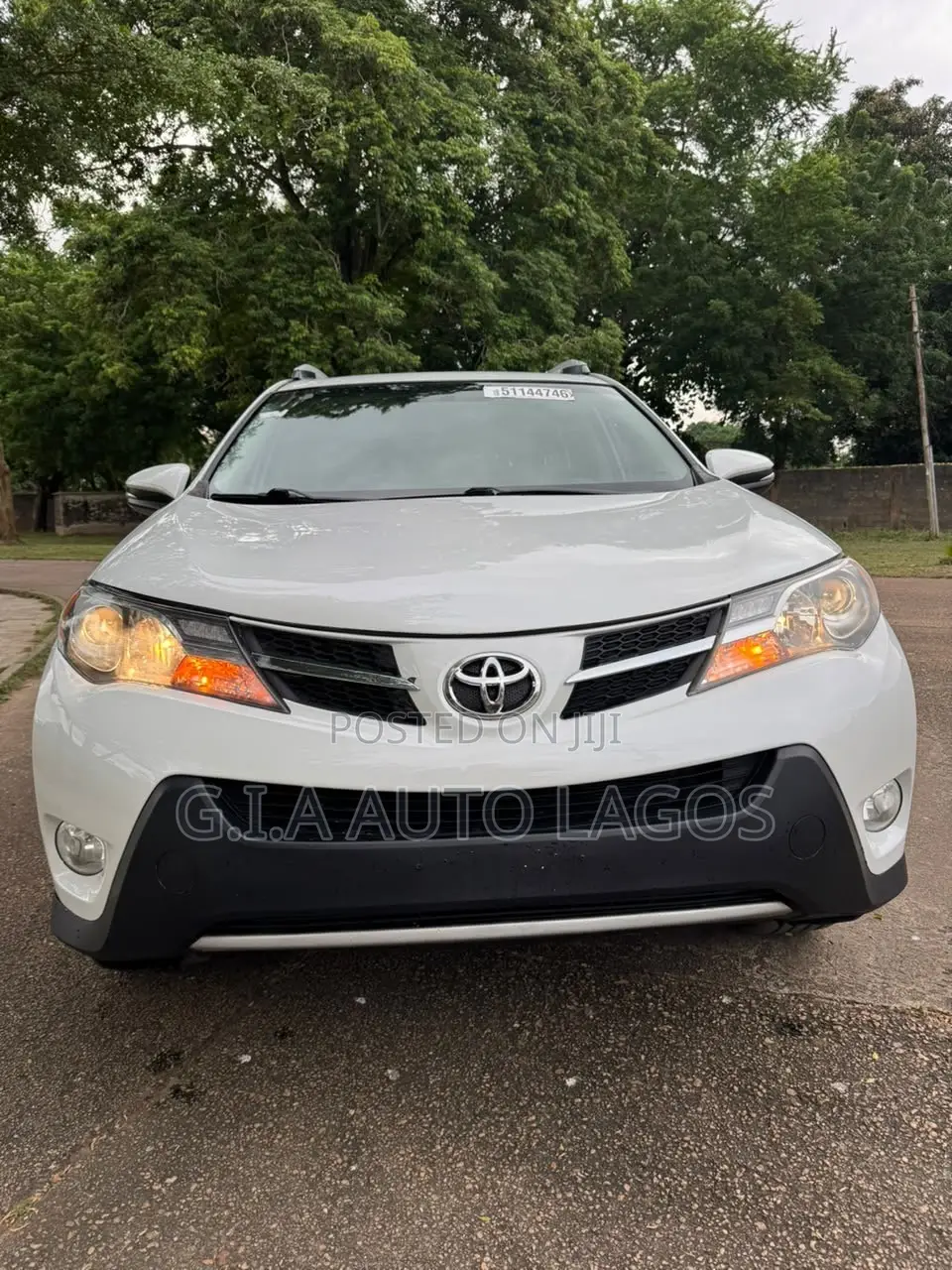 Toyota RAV4 Limited 4dr SUV (2.5L 4cyl 6A) 2015 White