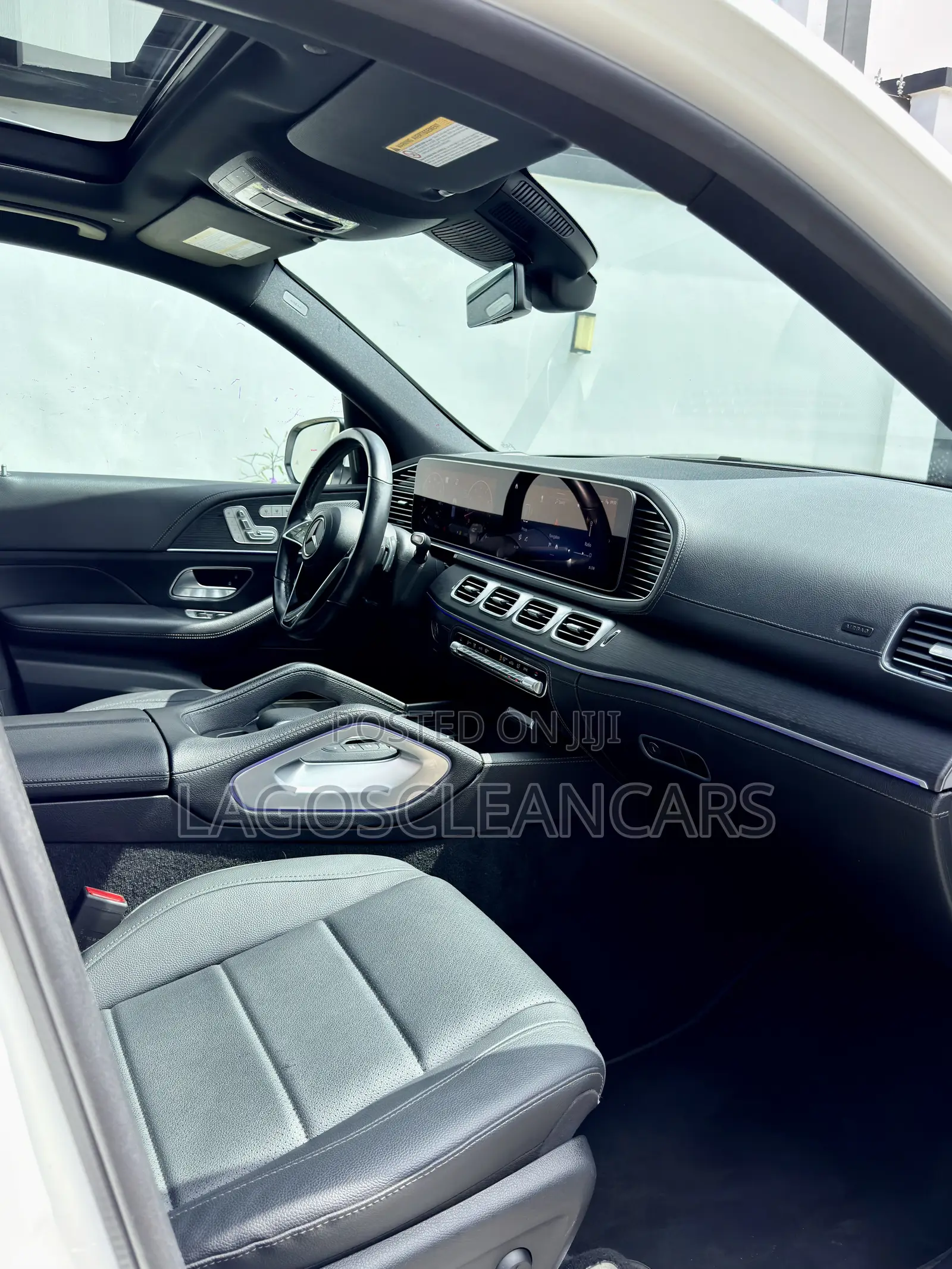 Mercedes-Benz 2024 2024 Off white