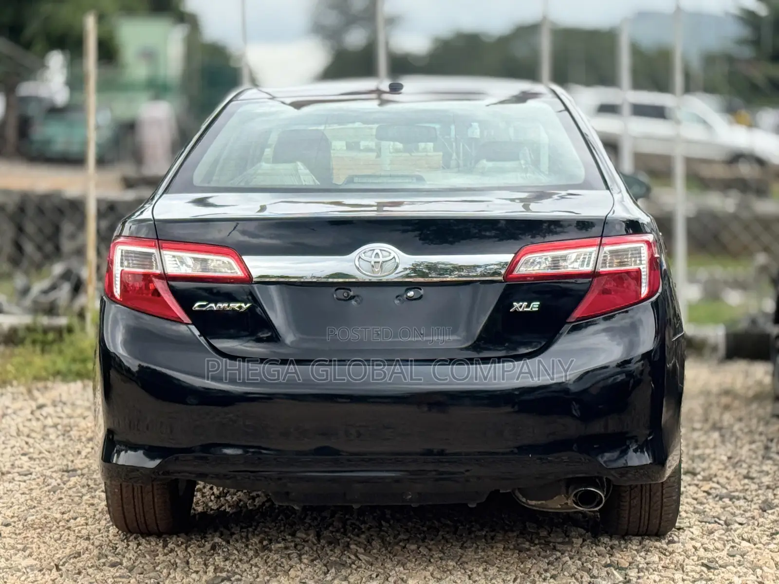 Toyota Camry XLE 4dr Sedan (2.5L 4cyl 6A) 2013 Black