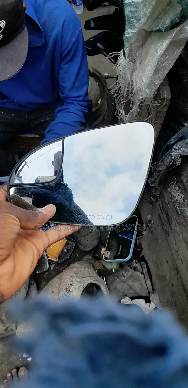 Toyota Venza Side Mirrors Glass Left Side 015