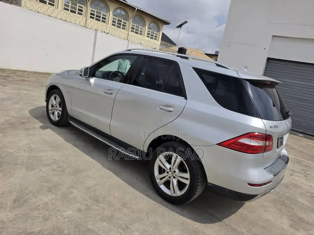 Mercedes-Benz M Class 2013 Silver