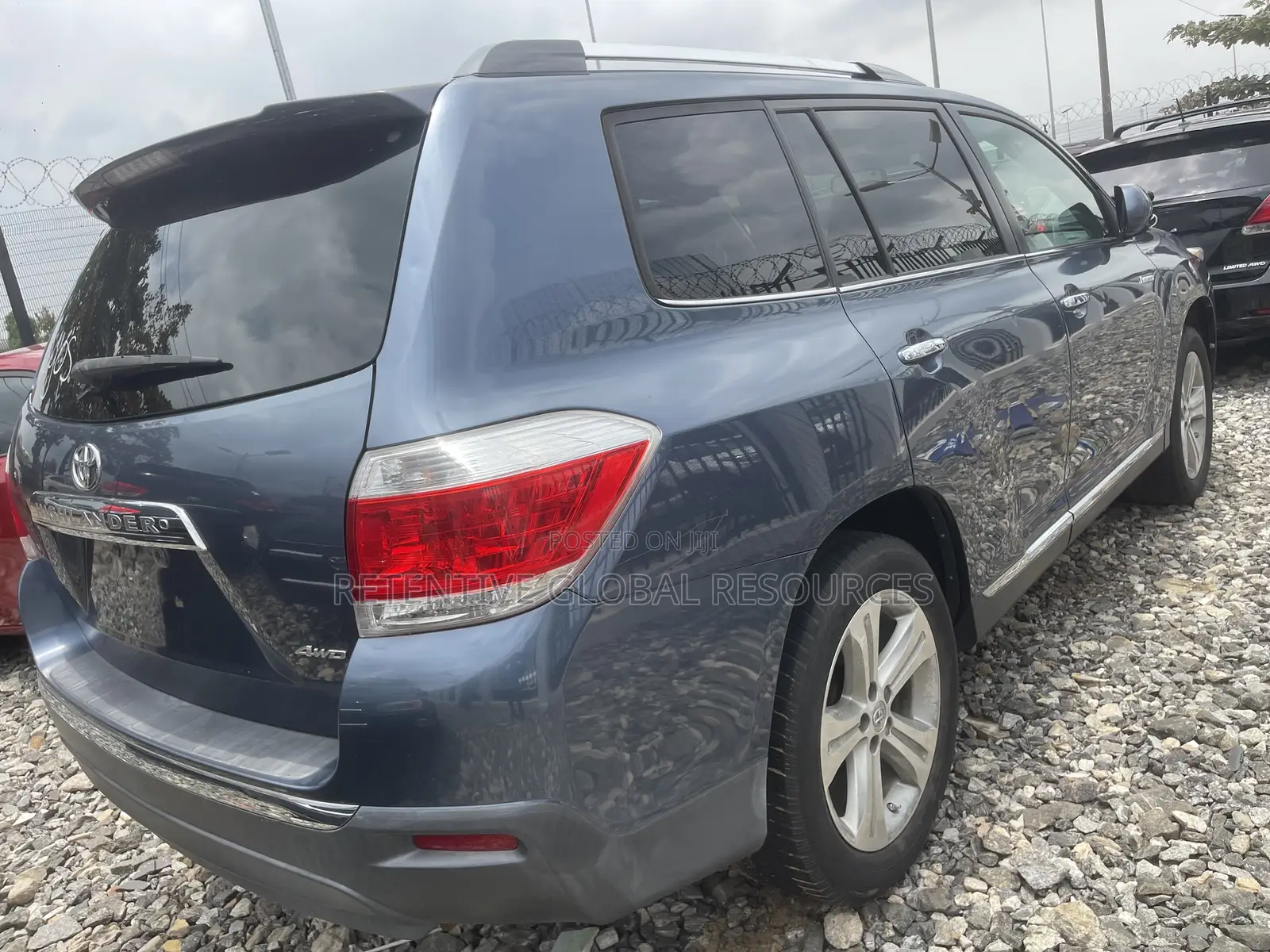 Toyota Highlander Limited 3.5l 4WD 2013 Blue