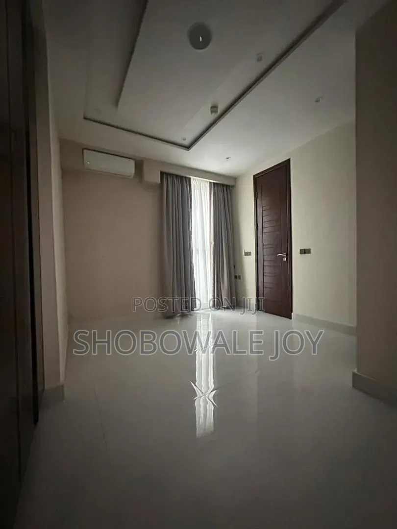 3bdrm Apartment in Ikoyi for rent