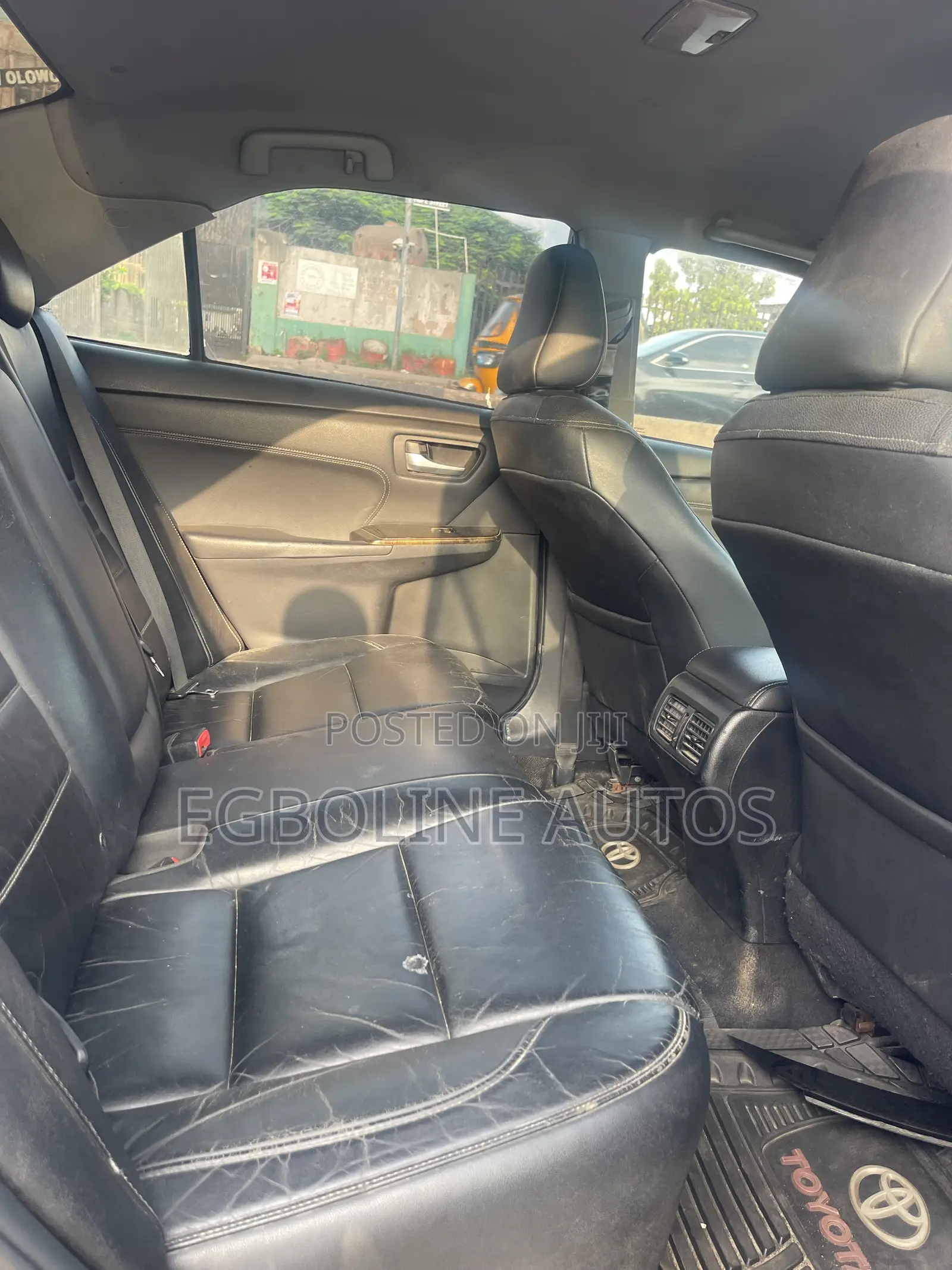 Toyota Camry SE 4dr Sedan (2.5L 4cyl 6A) 2015 Black