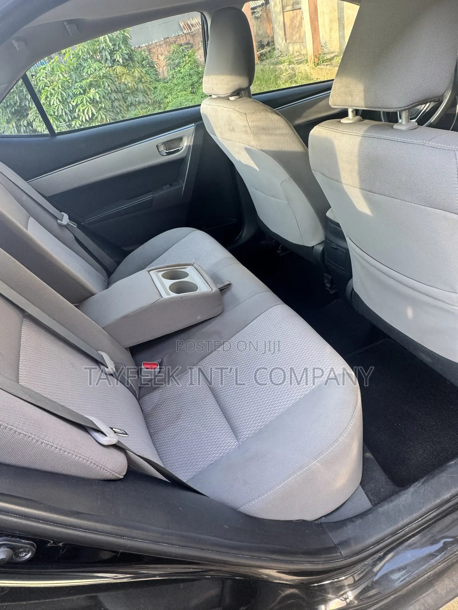 Toyota Corolla LE 4dr Sedan (1.8L 4cyl CVT) 2015 Black
