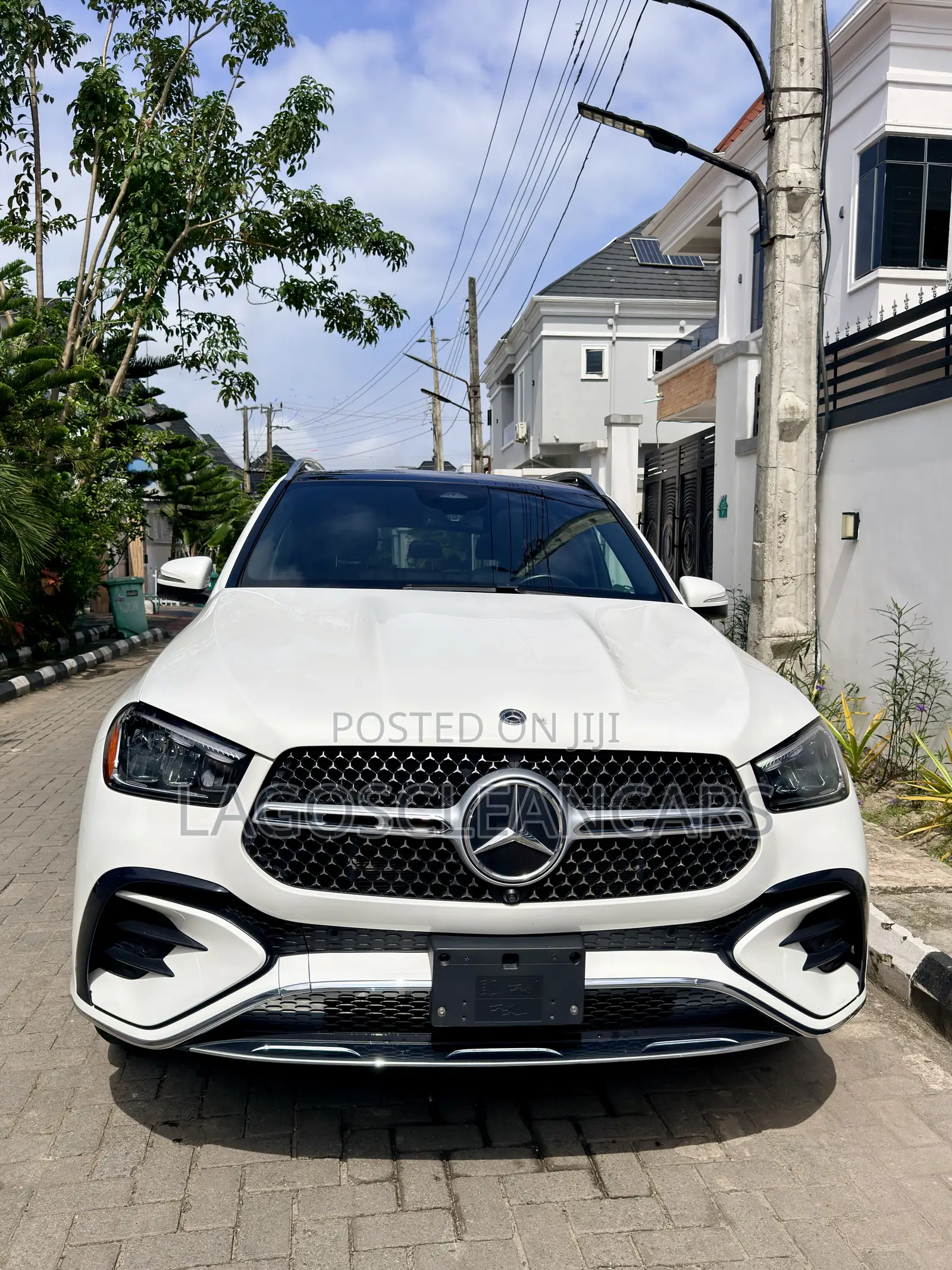 Mercedes-Benz 2024 2024 Off white