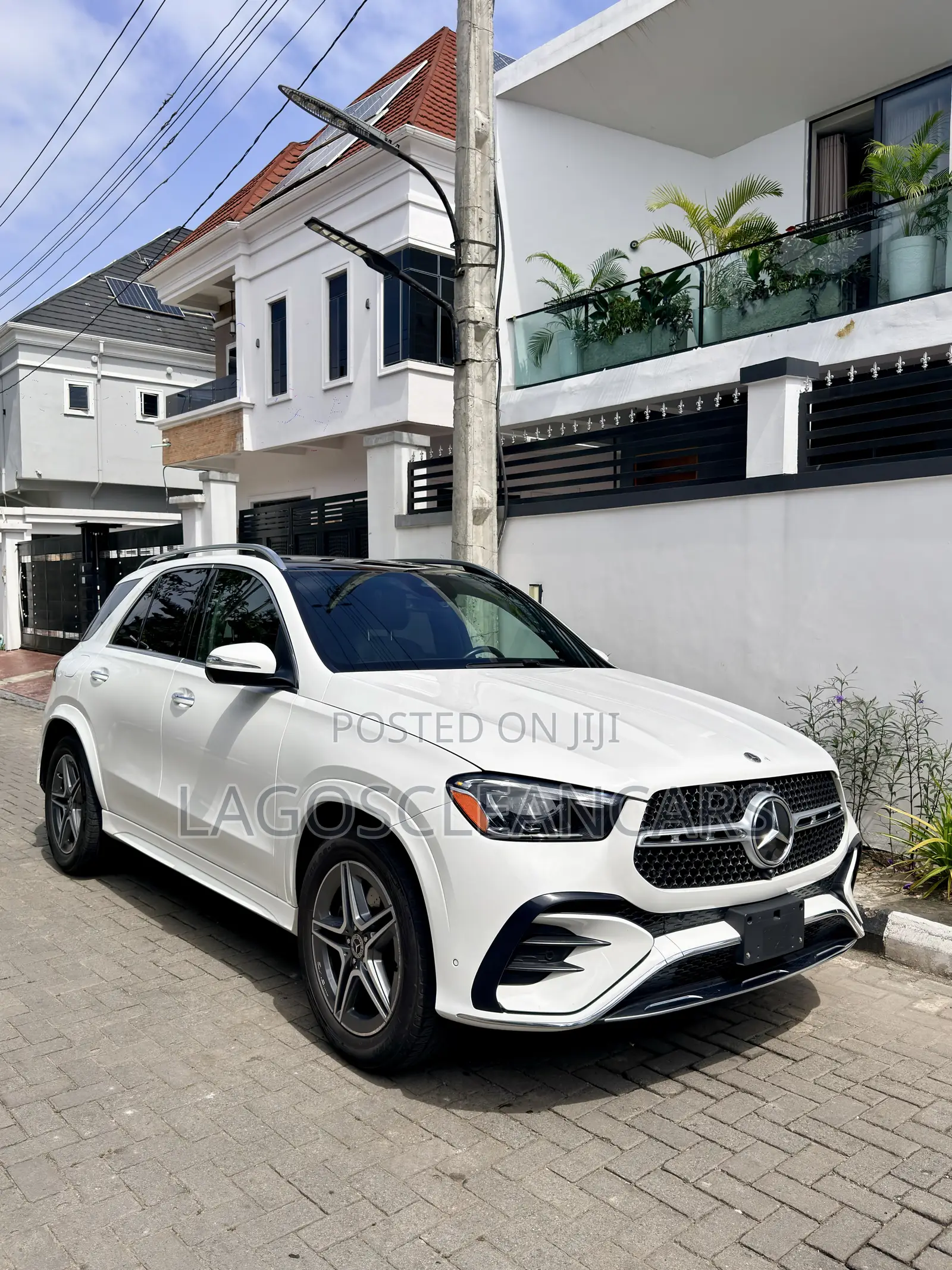 Mercedes-Benz 2024 2024 Off white