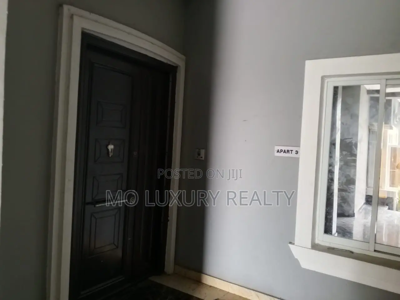 3bdrm Townhouse / Terrace in Lekki Phase 1 for rent