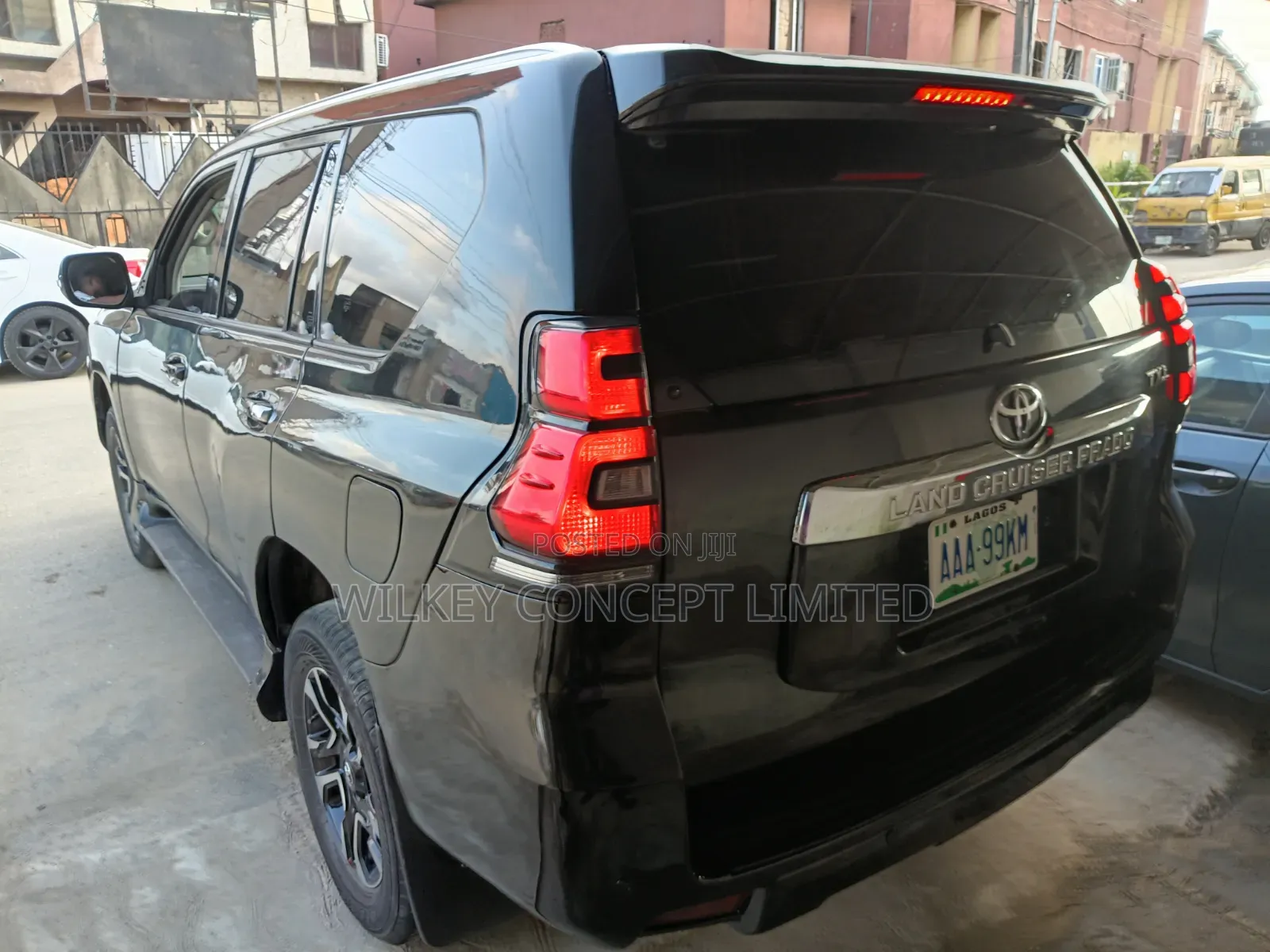 Toyota Land Cruiser Prado 2015 Black