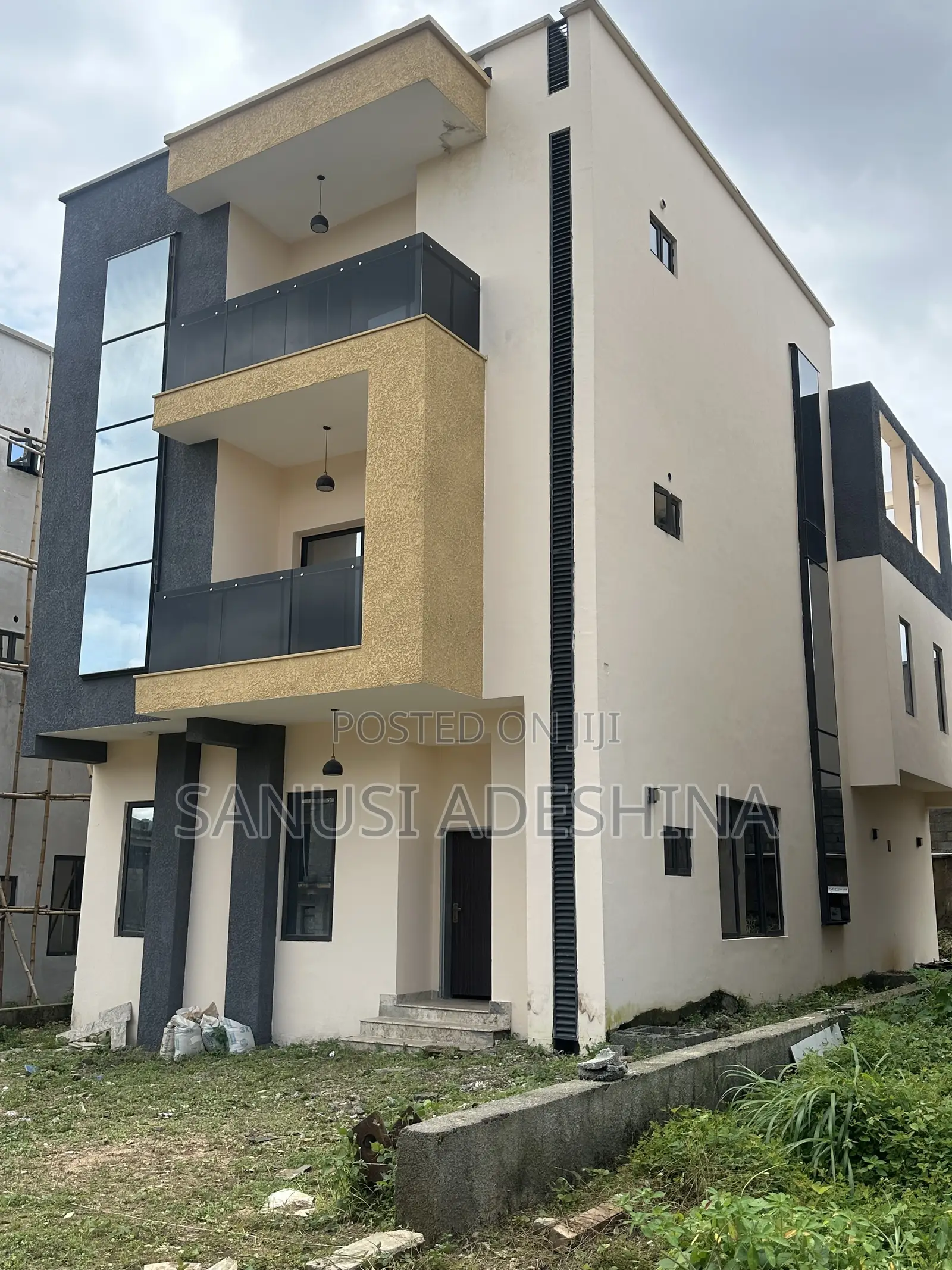 5bdrm Duplex in Gwarimpa Estate Fct, Gwarinpa for sale