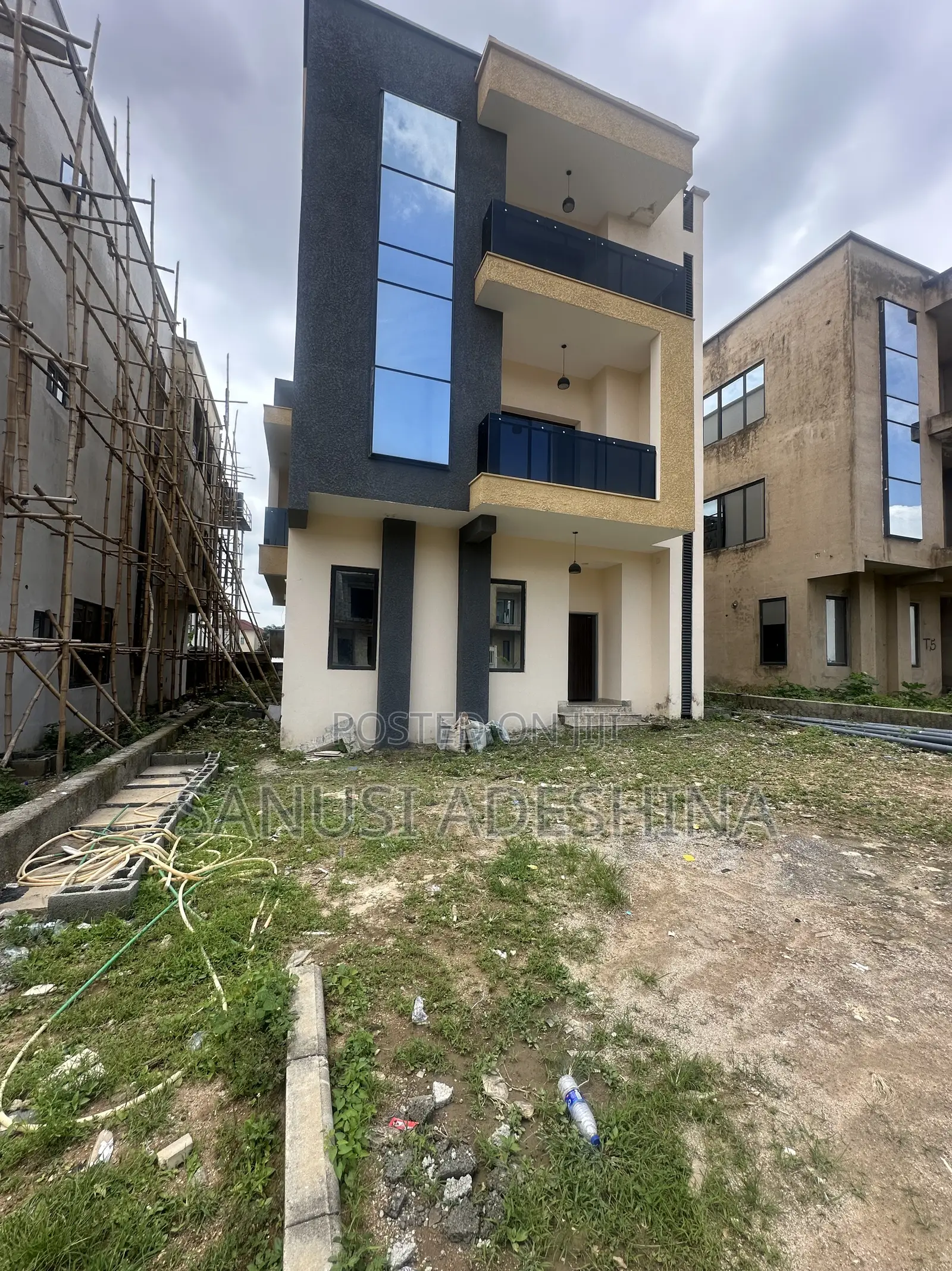 5bdrm Duplex in Gwarimpa Estate Fct, Gwarinpa for sale