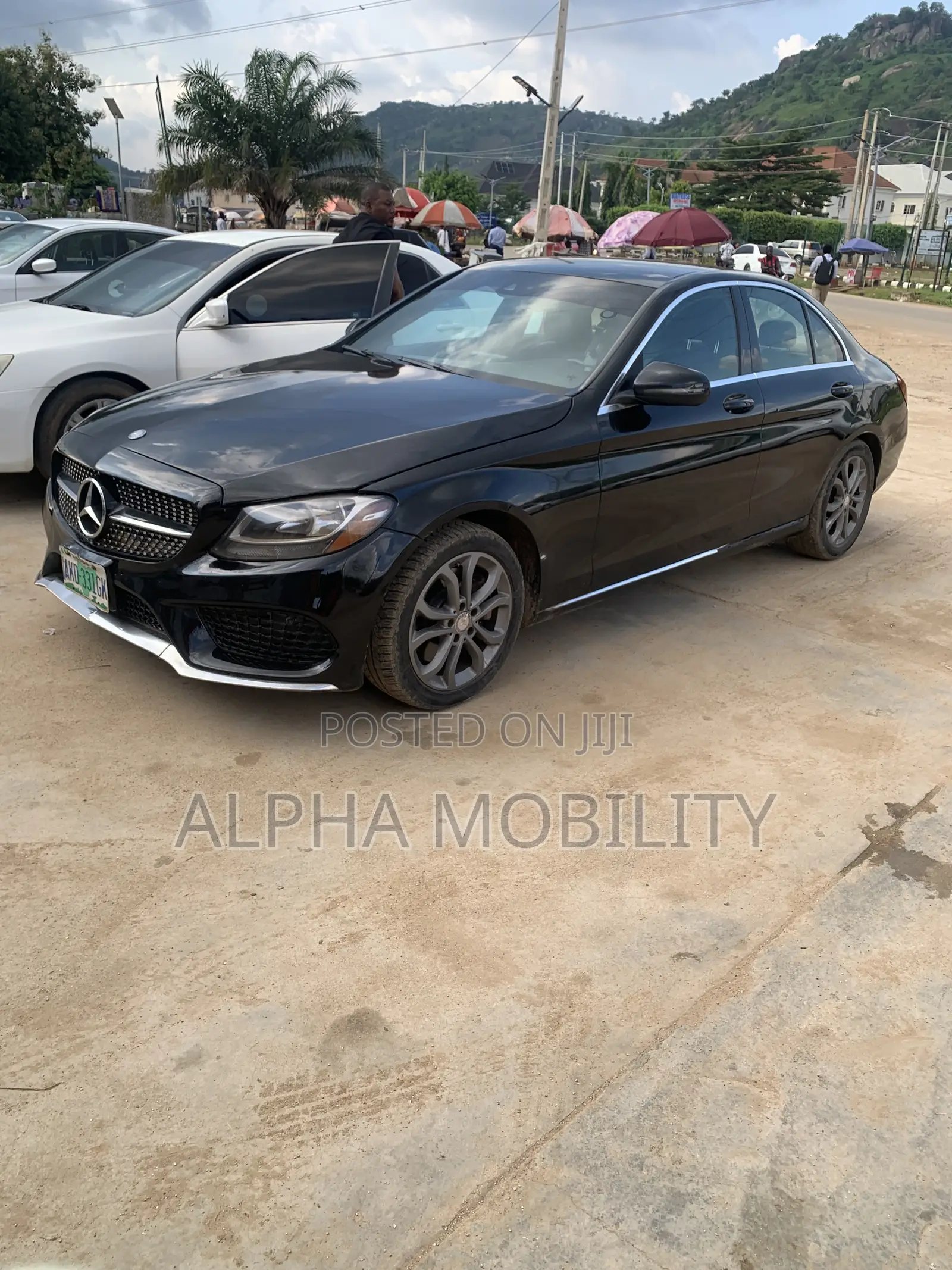 Mercedes-Benz C300 2017 Black