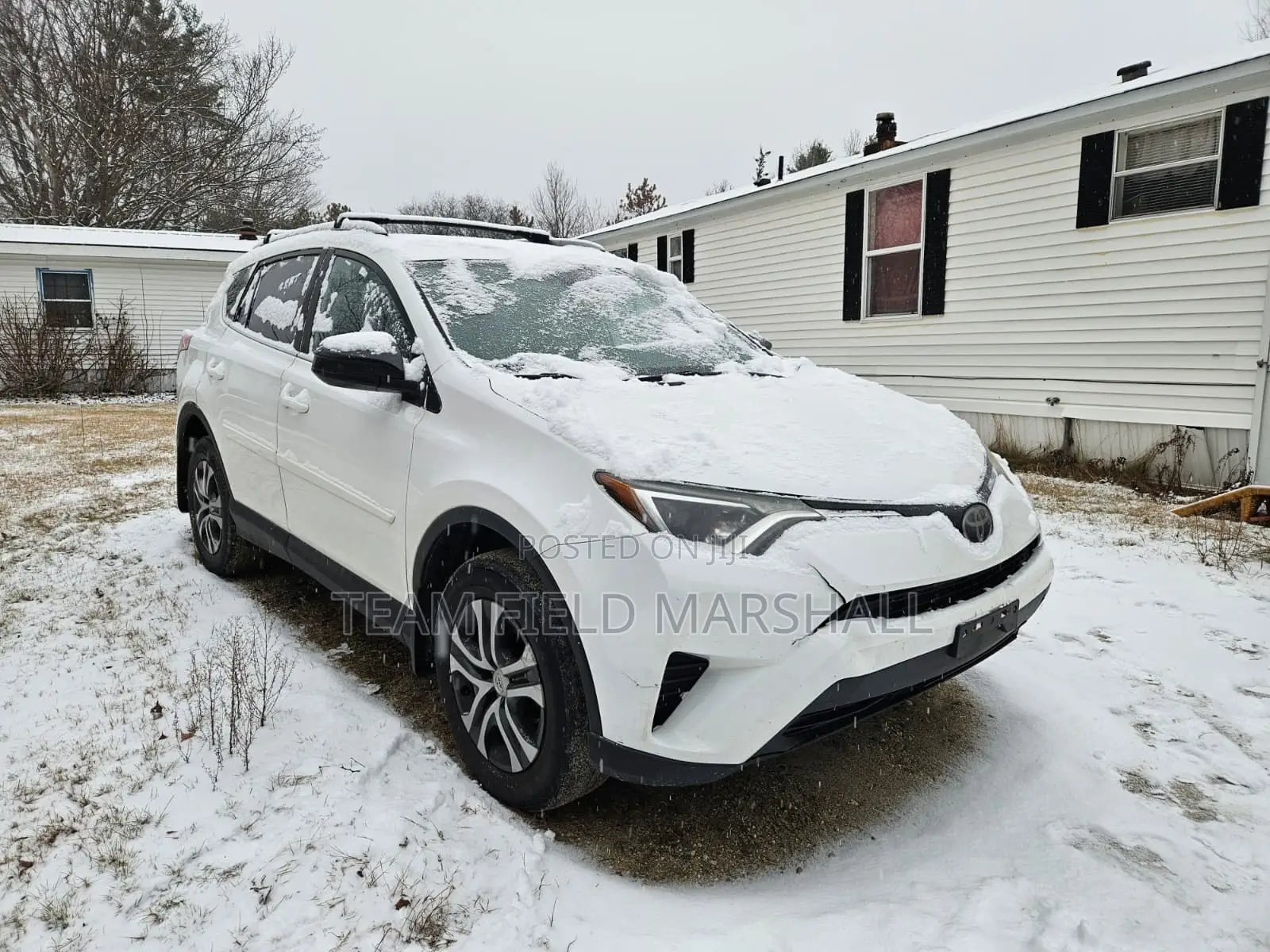 Toyota RAV4 LE AWD (2.5L 4cyl 6A) 2017 White