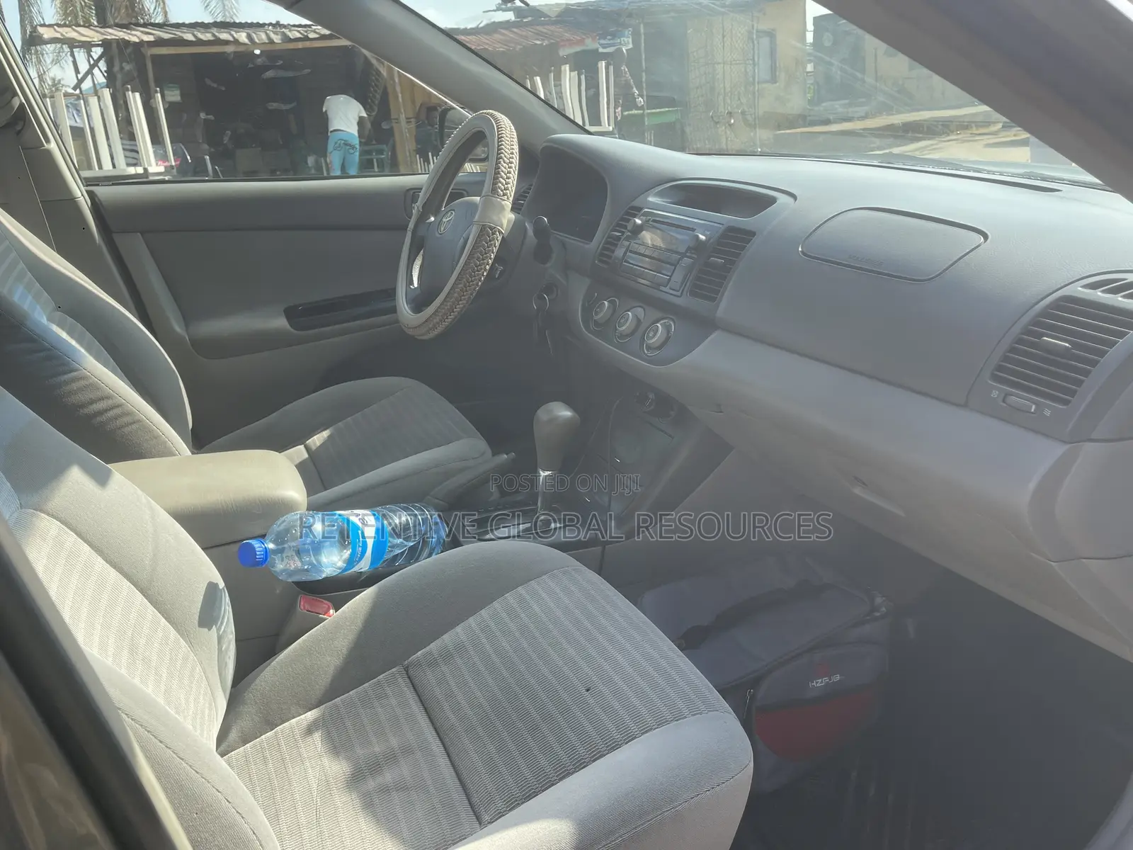 Toyota Camry LE 4dr Sedan (2.4L 4cyl 5A) 2005 Gray