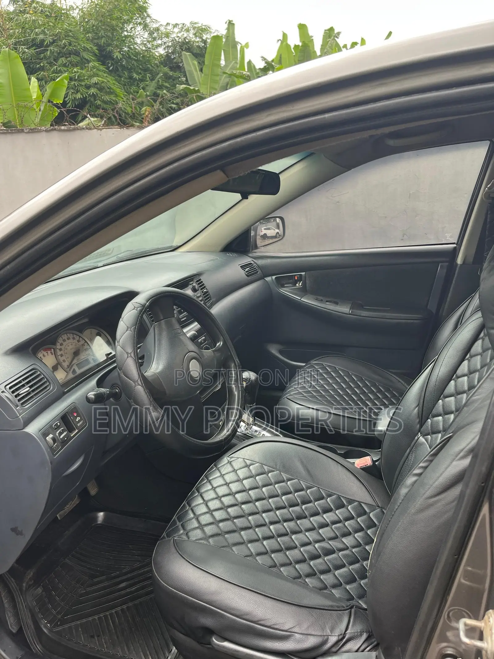 Toyota Corolla LE 2005 Gray
