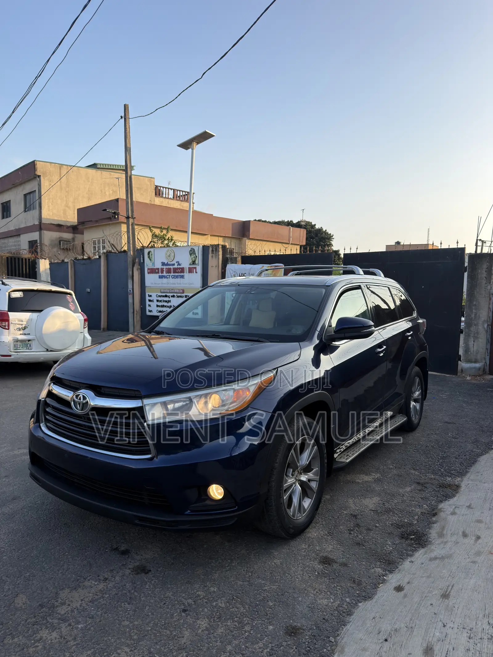 Toyota Highlander 2015 Blue