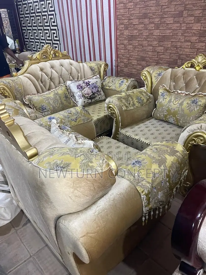 Luxury Seven Seater’s Royal Sofa
