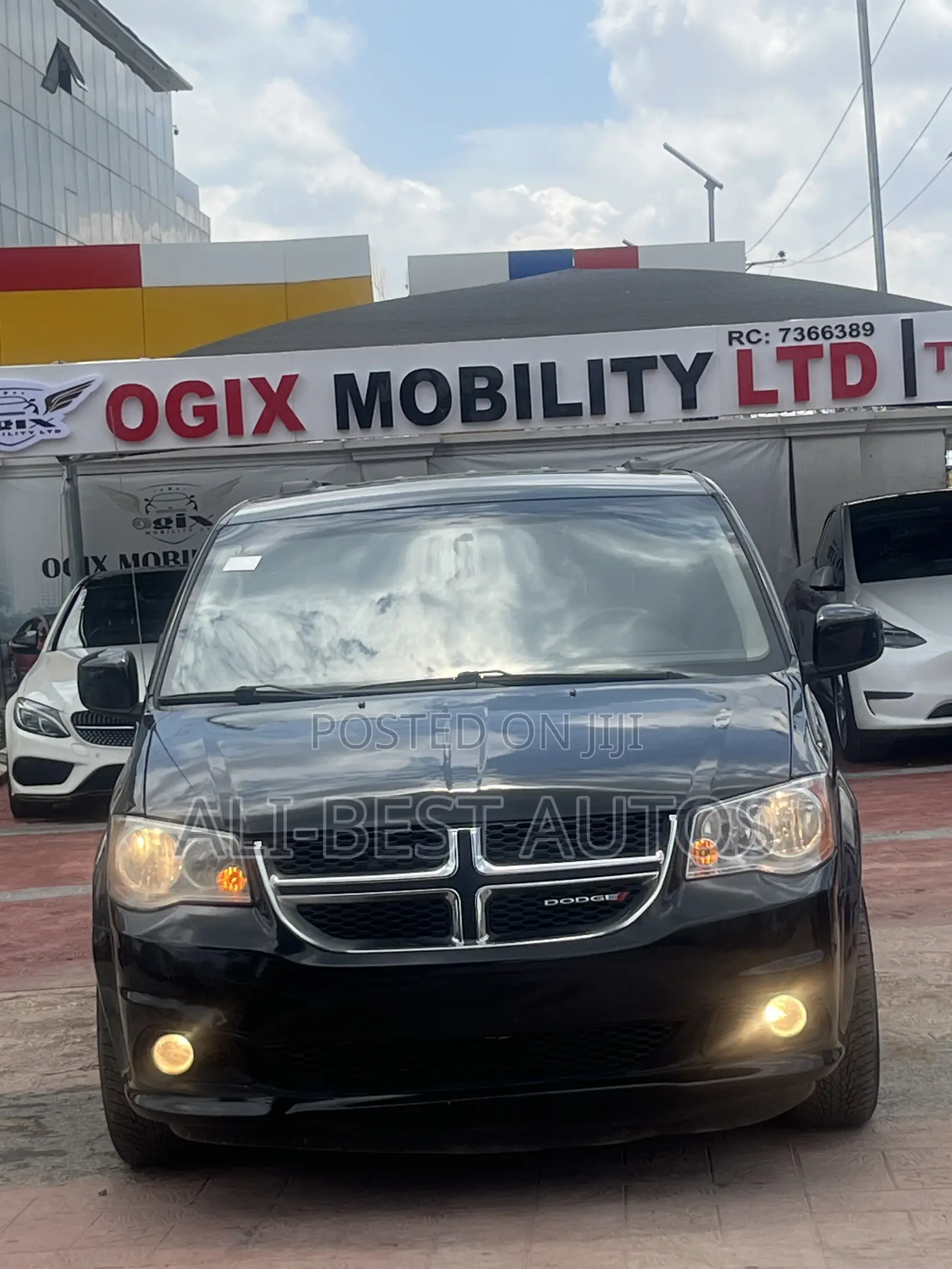 Dodge Caravan 2019 Black