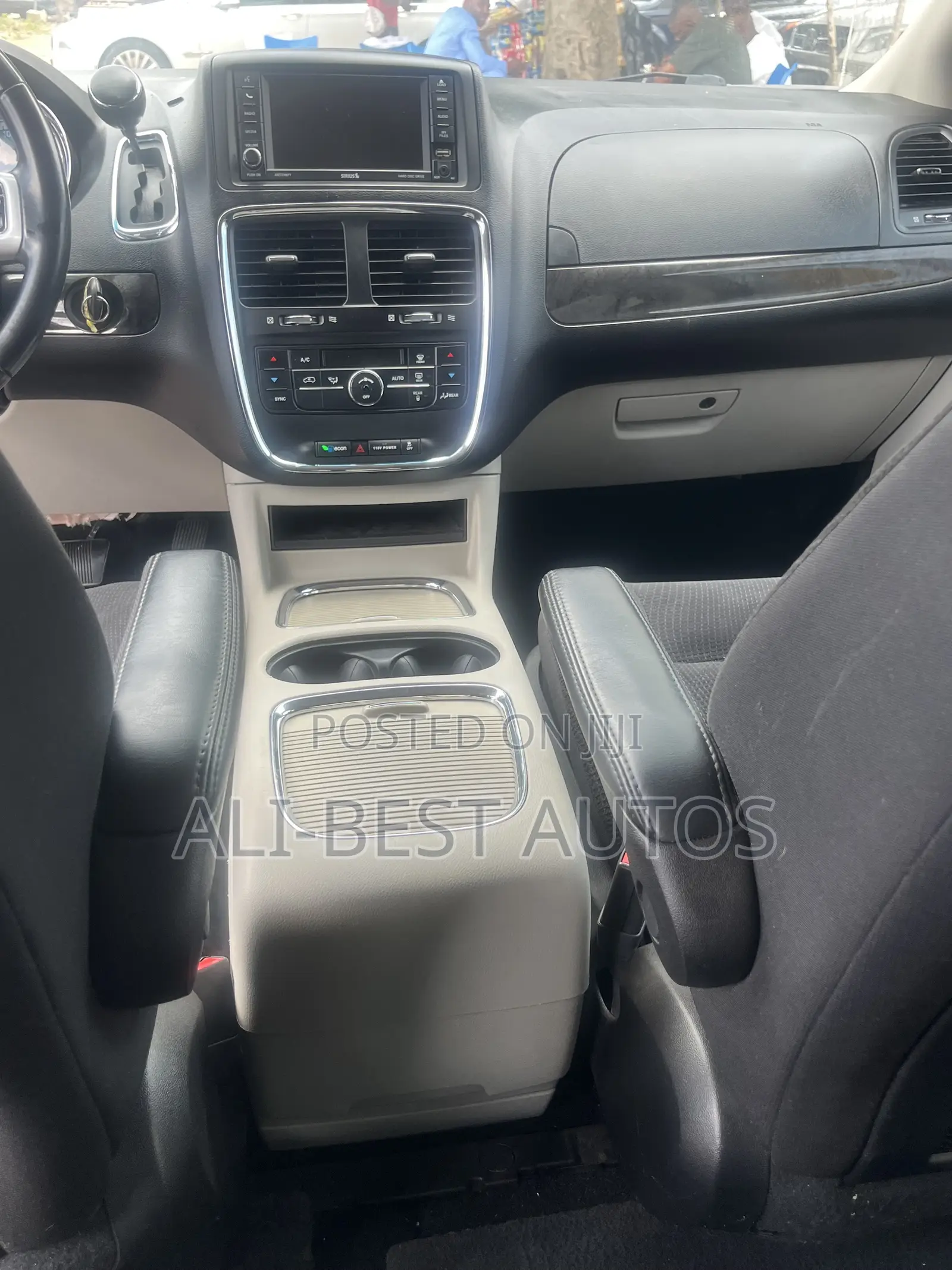Dodge Caravan 2019 Black