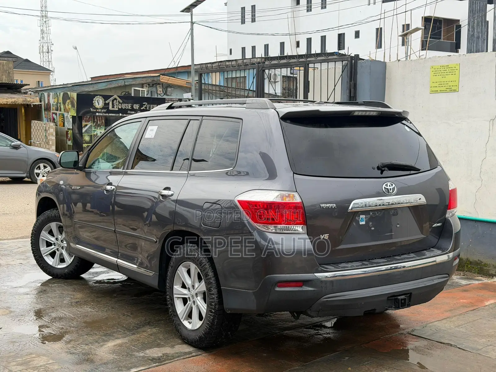 Toyota Highlander Limited 2011 Gray