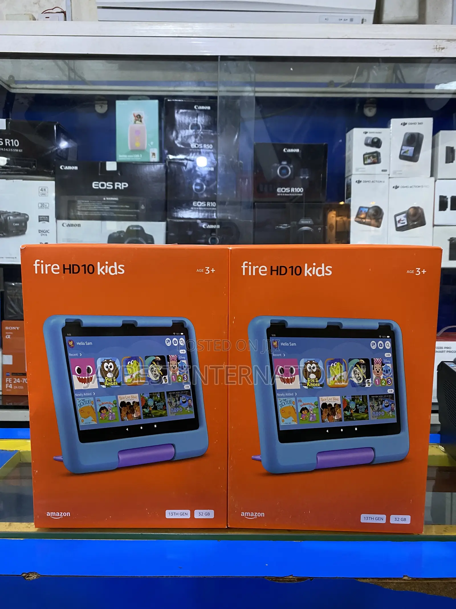New Amazon Fire HD 10 32 GB Blue