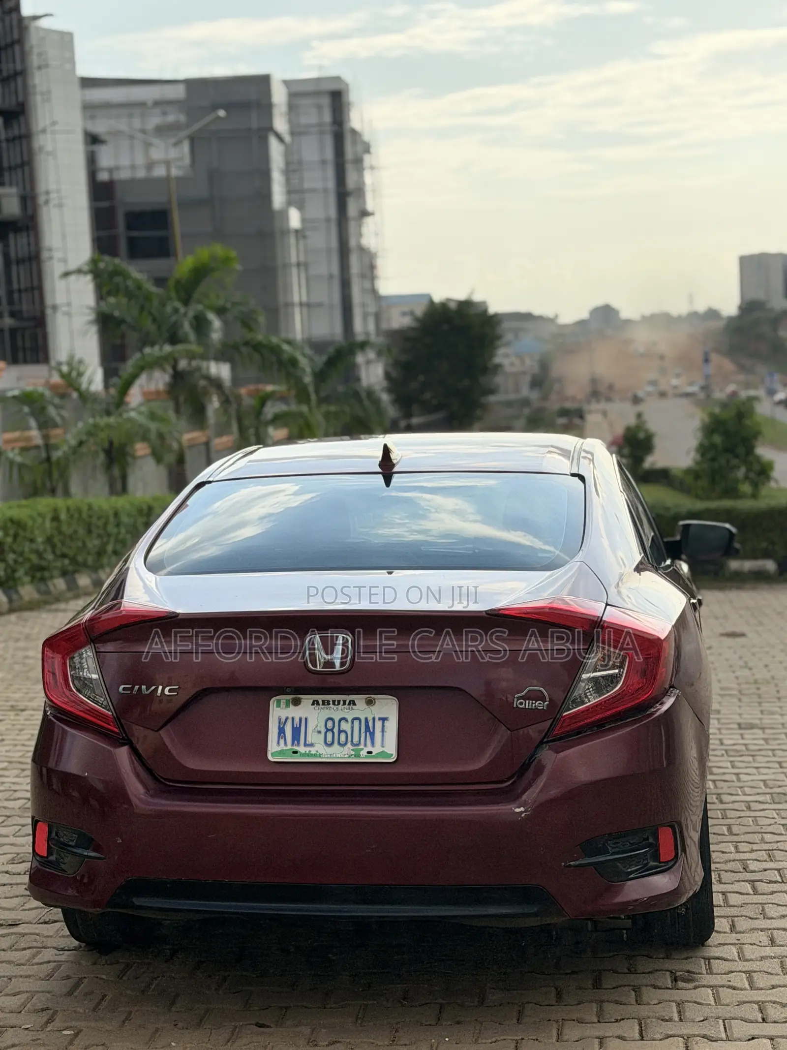 Honda Civic 2017 Maroon